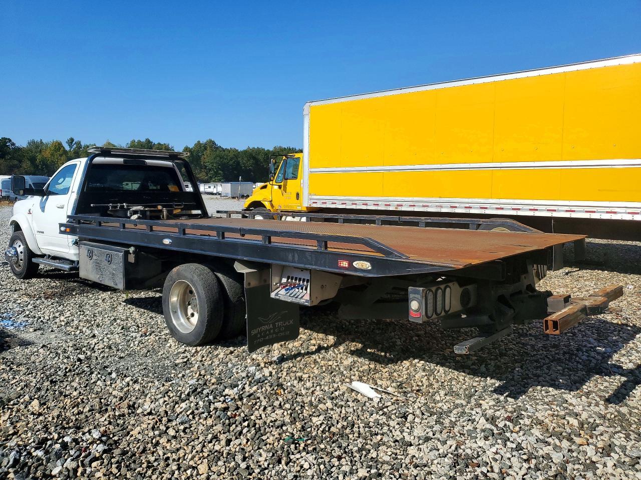 2021 Ram 5500 - Image 2