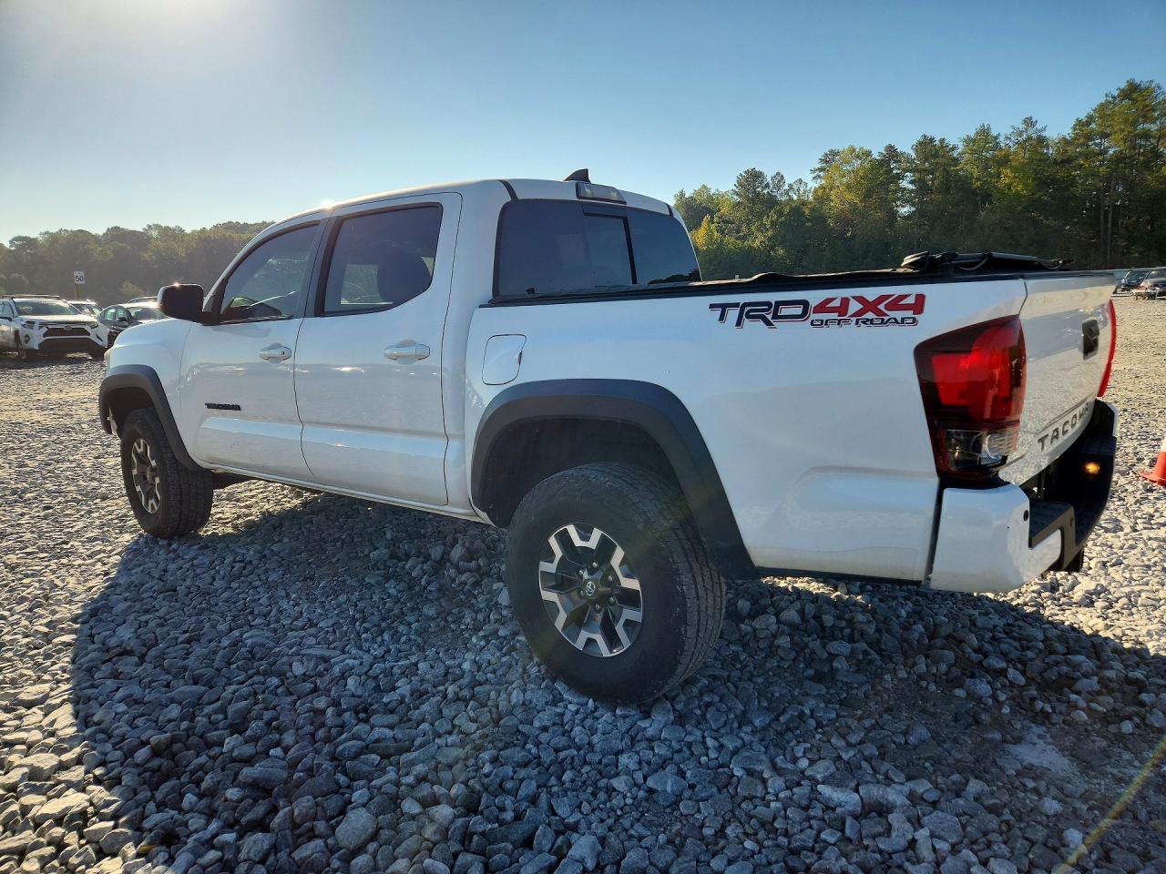 2019 Toyota Tacoma Trd Off-Road - Фото 2