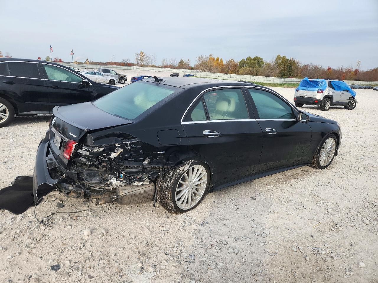 2014 Mercedes-Benz E 550 4Matic - Image 3