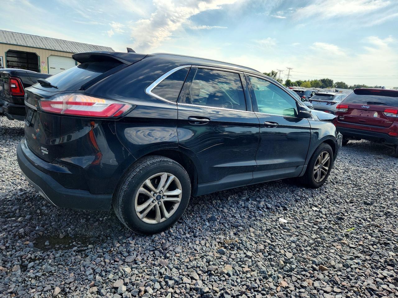 2020 Ford Edge Sel - Image 3