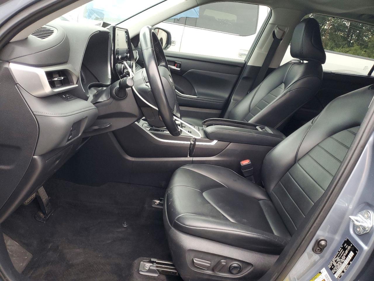 2021 Toyota Highlander Xle - Image 7