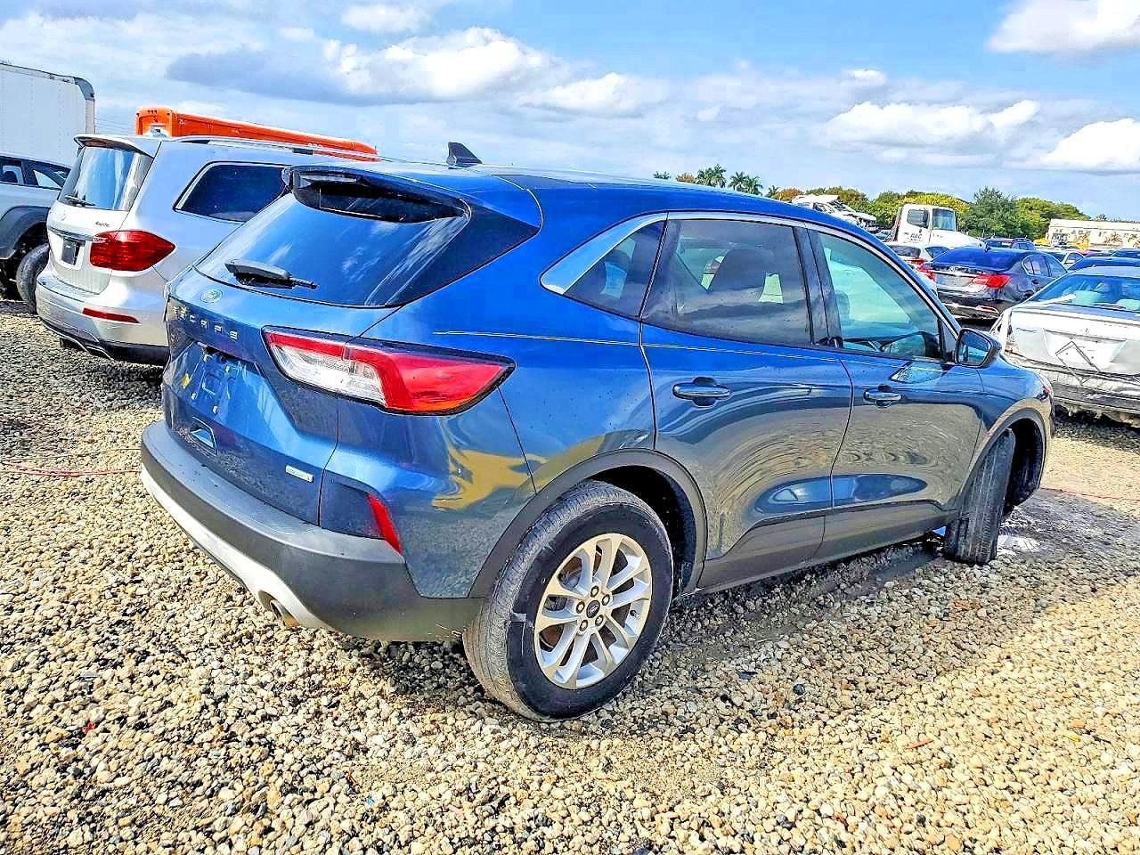 2020 Ford Escape Se - Image 3