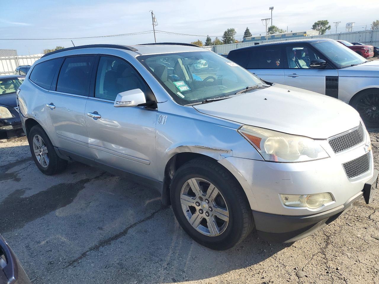 2012 Chevrolet Traverse Lt - Image 4