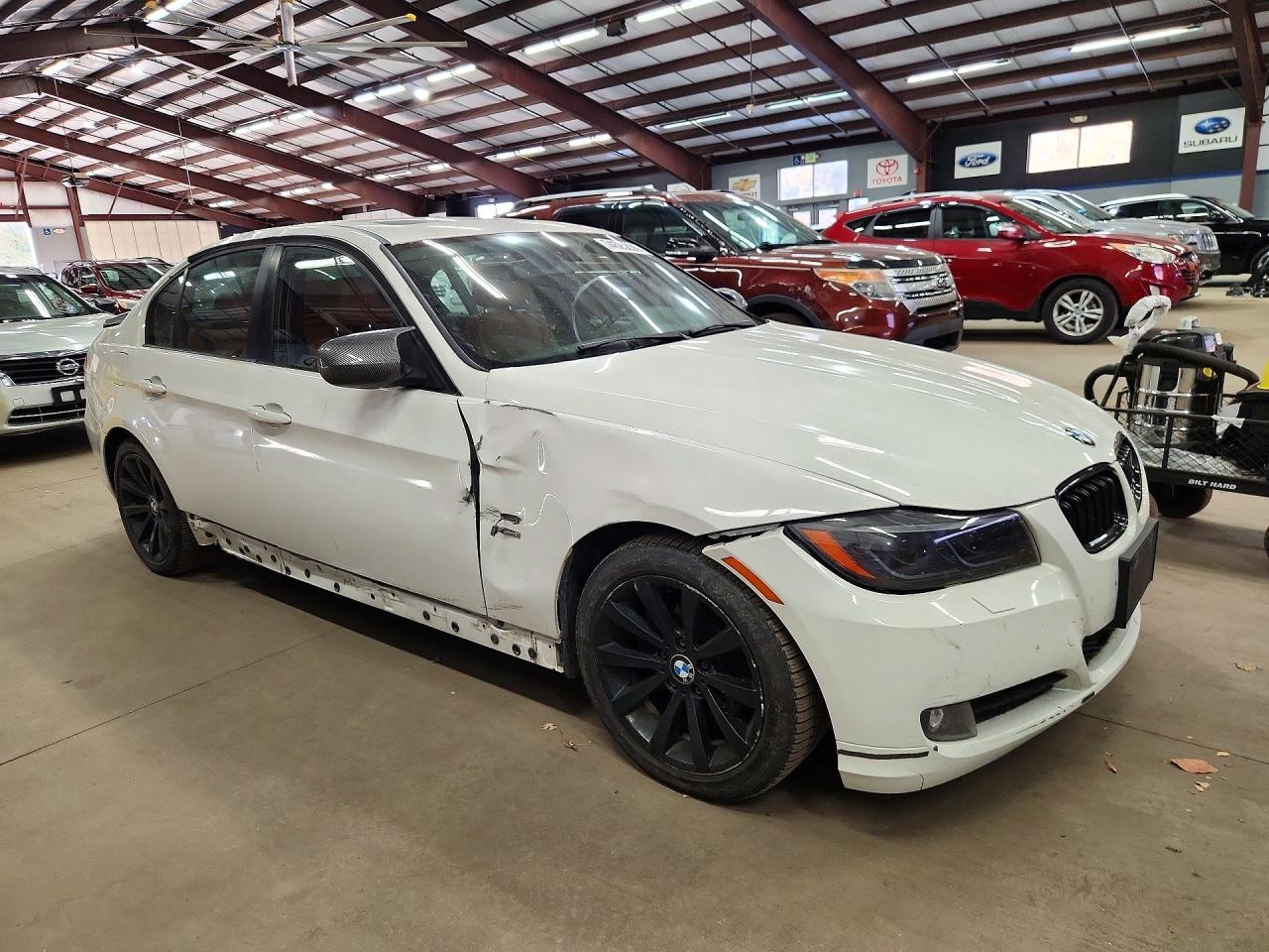 2011 BMW 328 Xi Sulev - Фото 4