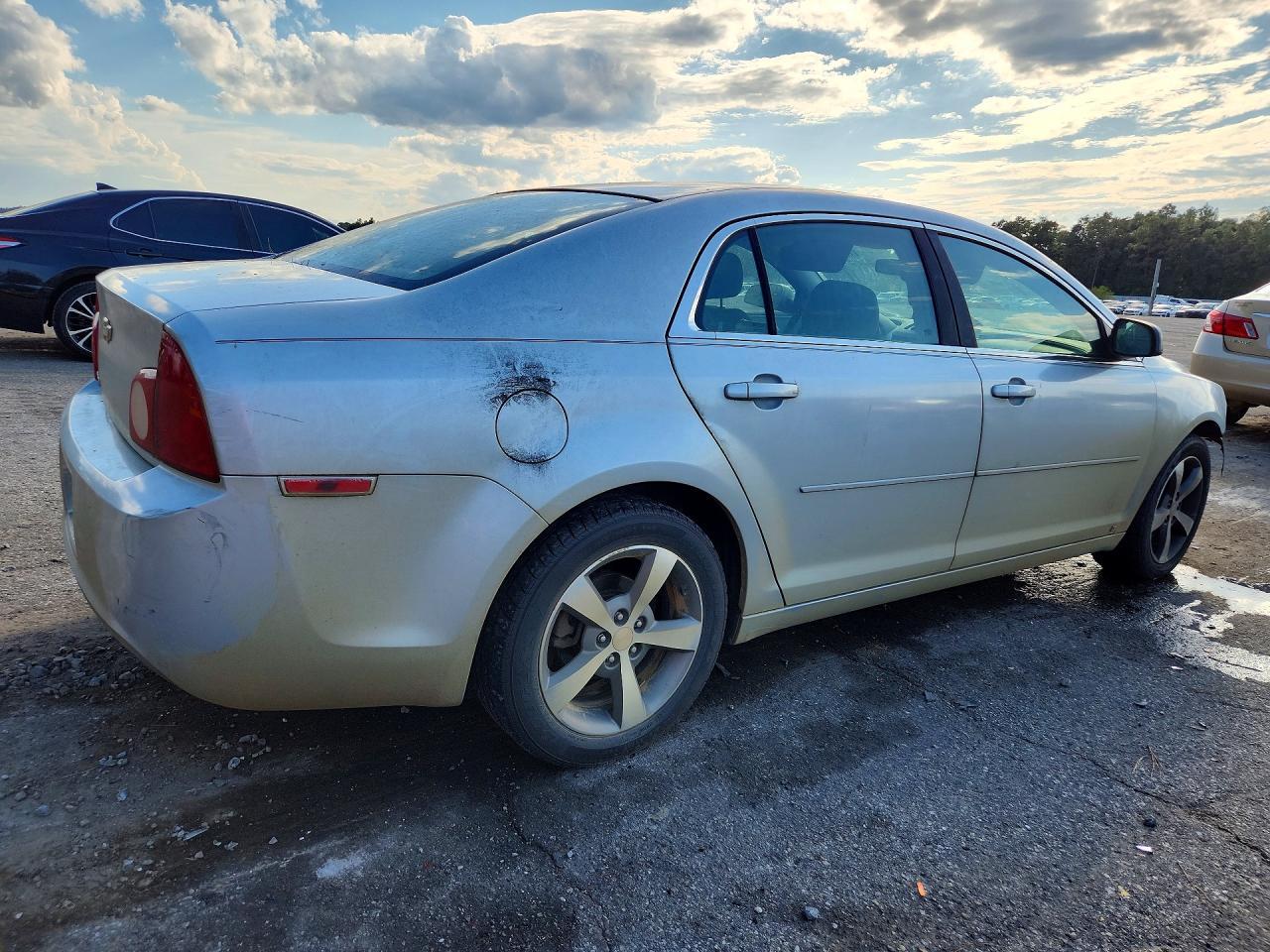 2009 Chevrolet Malibu Ls - Фото 3