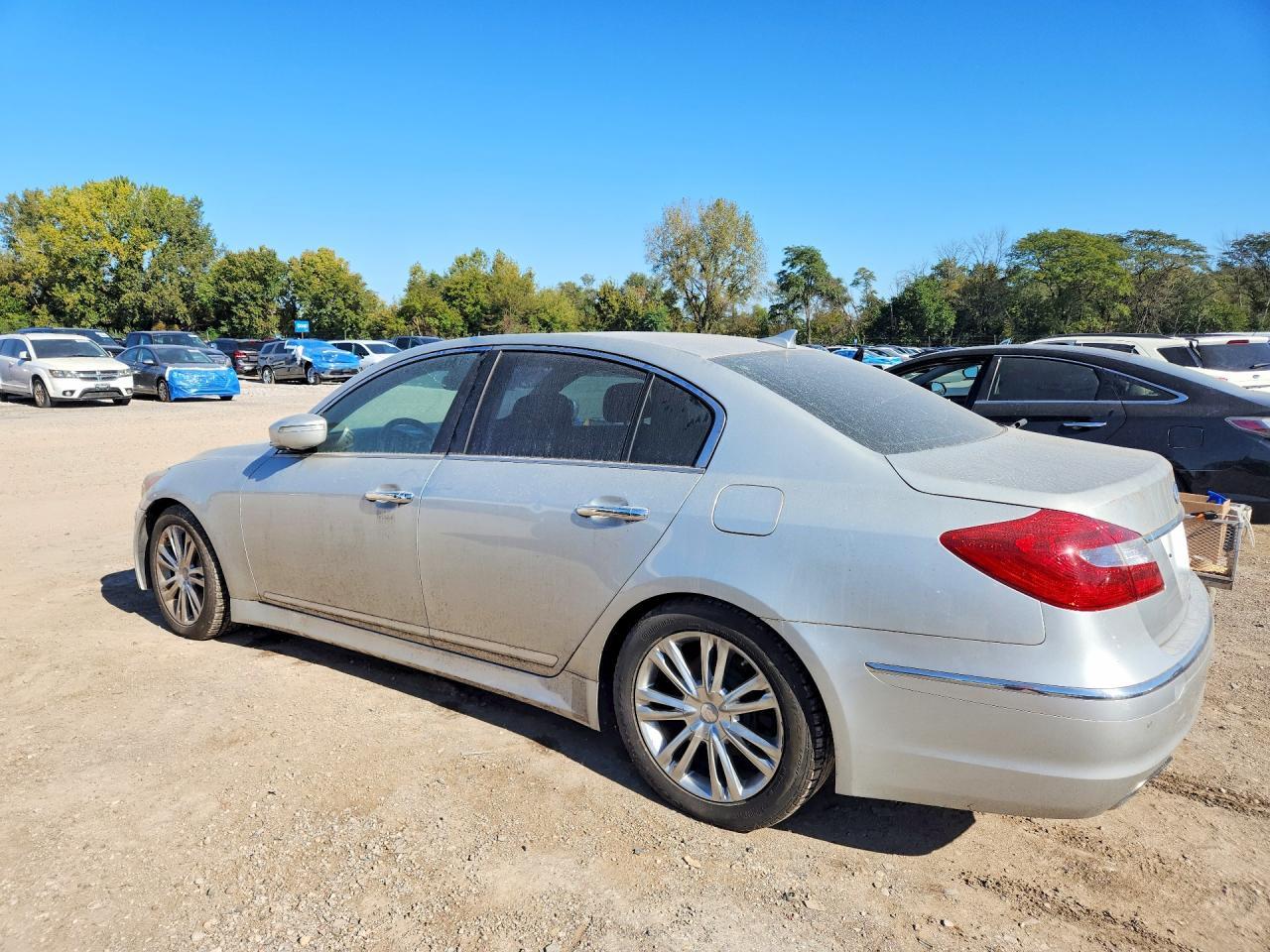 2012 Hyundai Genesis 3.8L - Image 2
