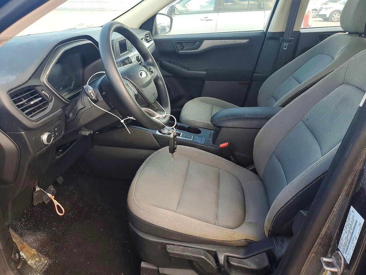 2020 Ford Escape S - Фото 7