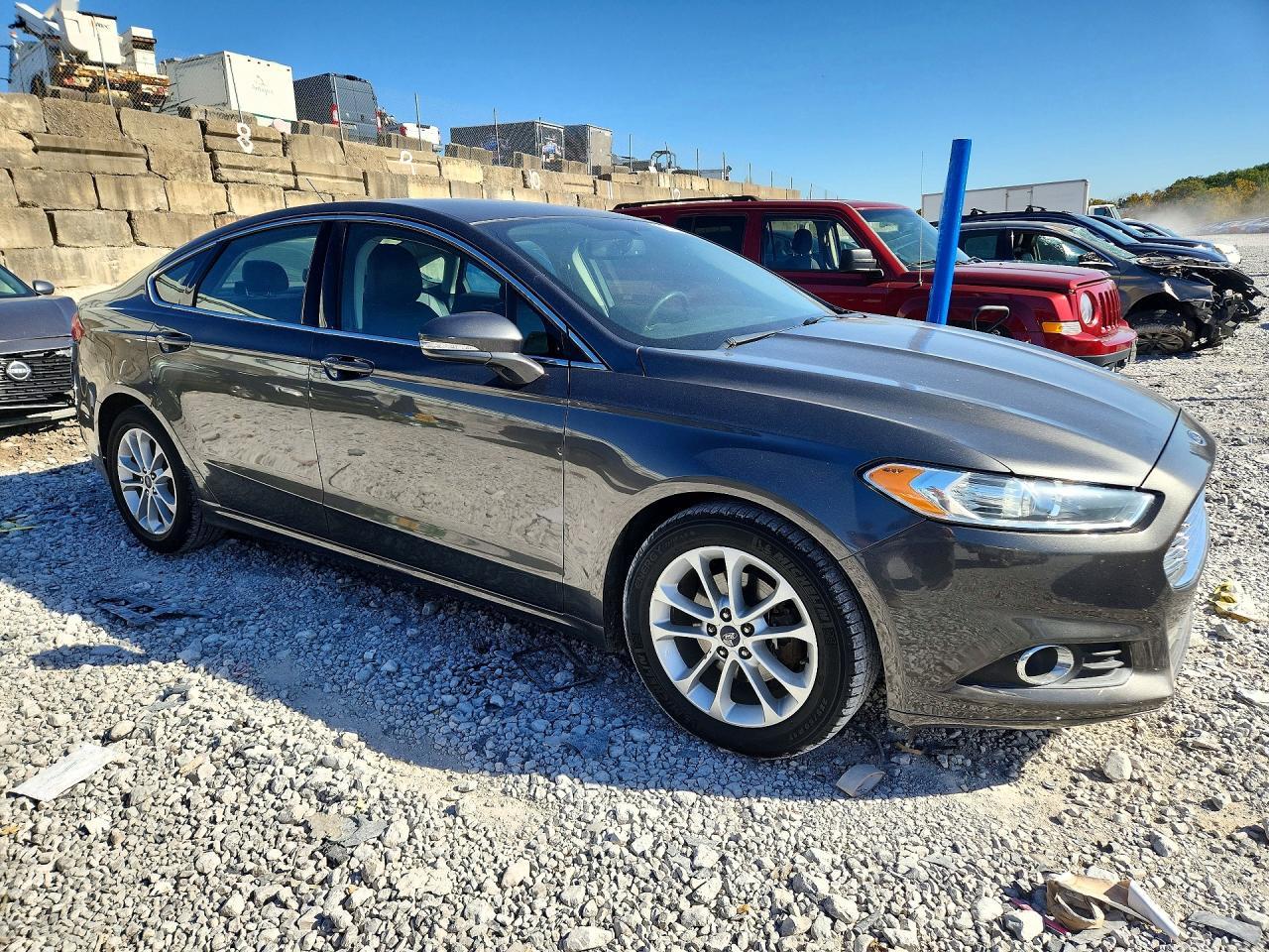 2016 Ford Fusion Se - Image 4