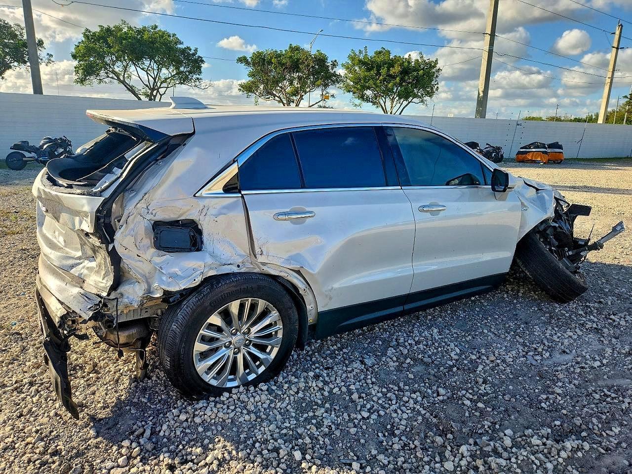 2024 Cadillac Xt4 Luxury - Фото 3