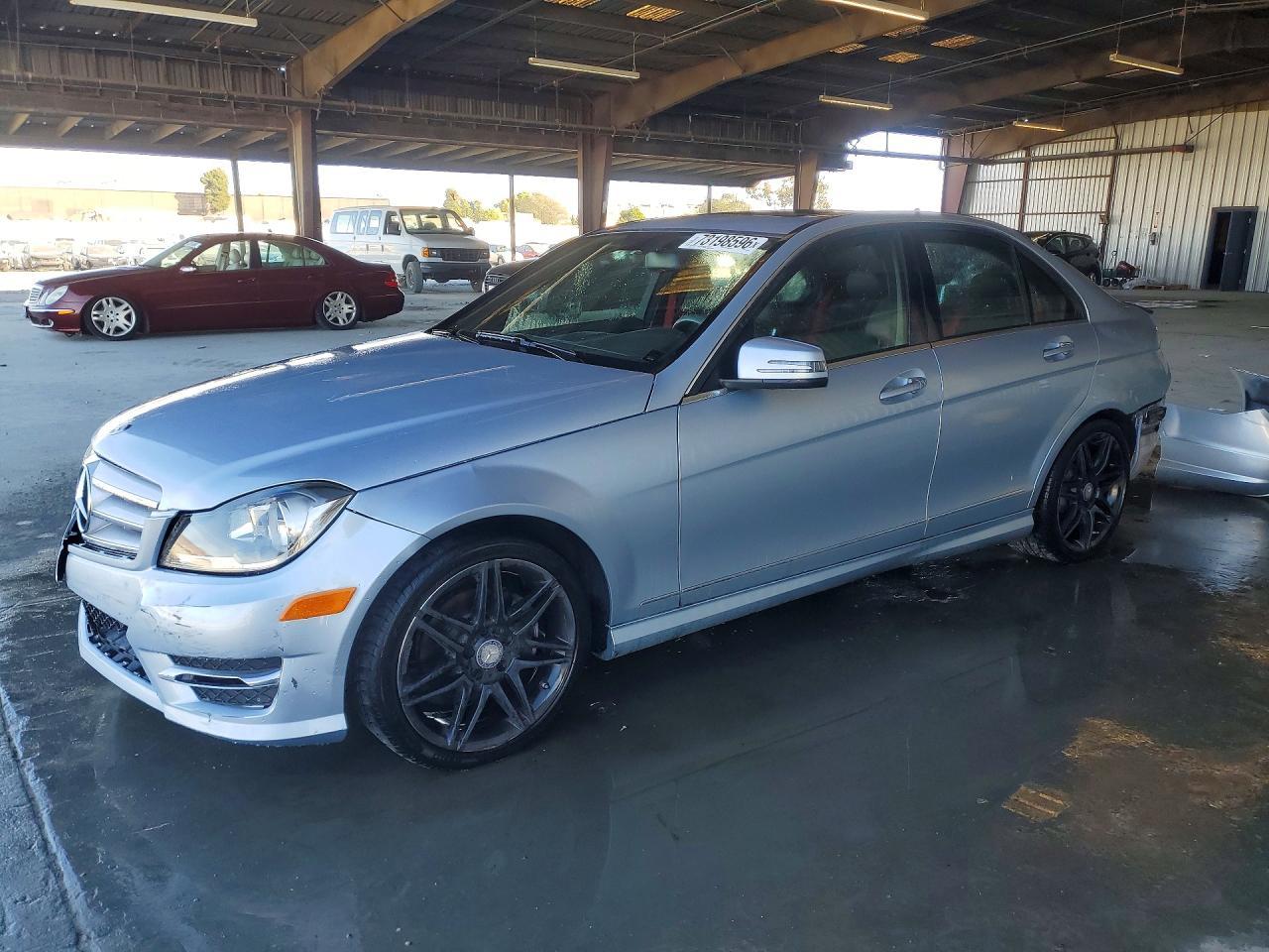 2013 Mercedes-Benz C 250