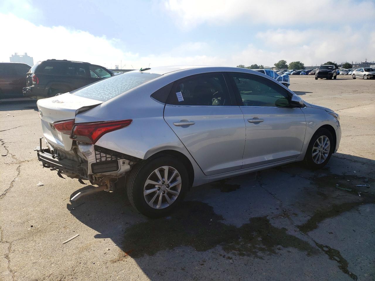2021 Hyundai Accent Sel - Фото 3