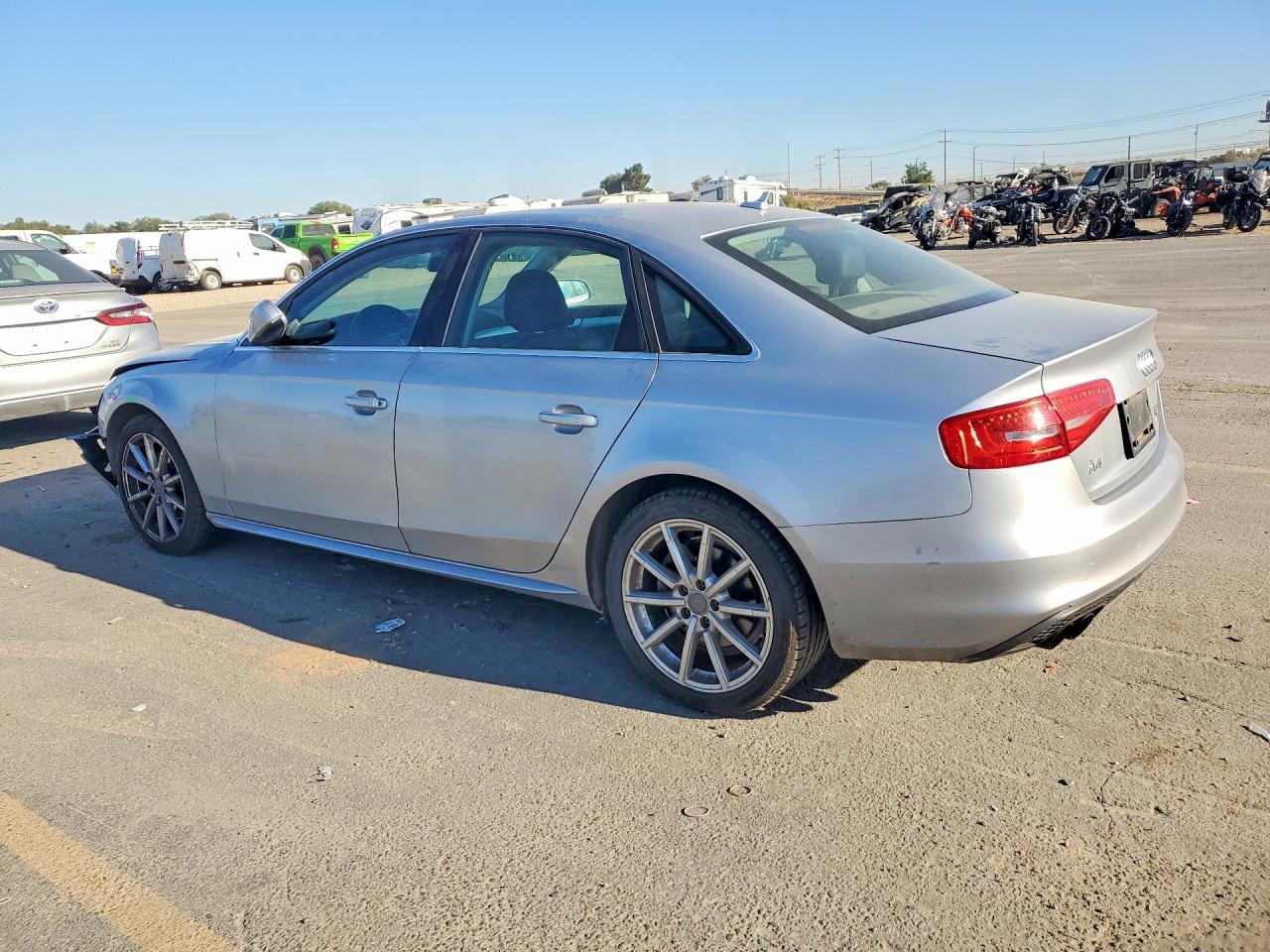 2015 Audi A4 Premium - Фото 2