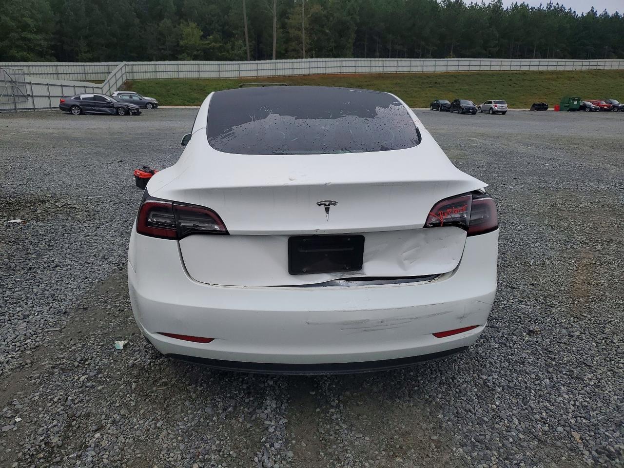2023 Tesla Model 3 - Image 6