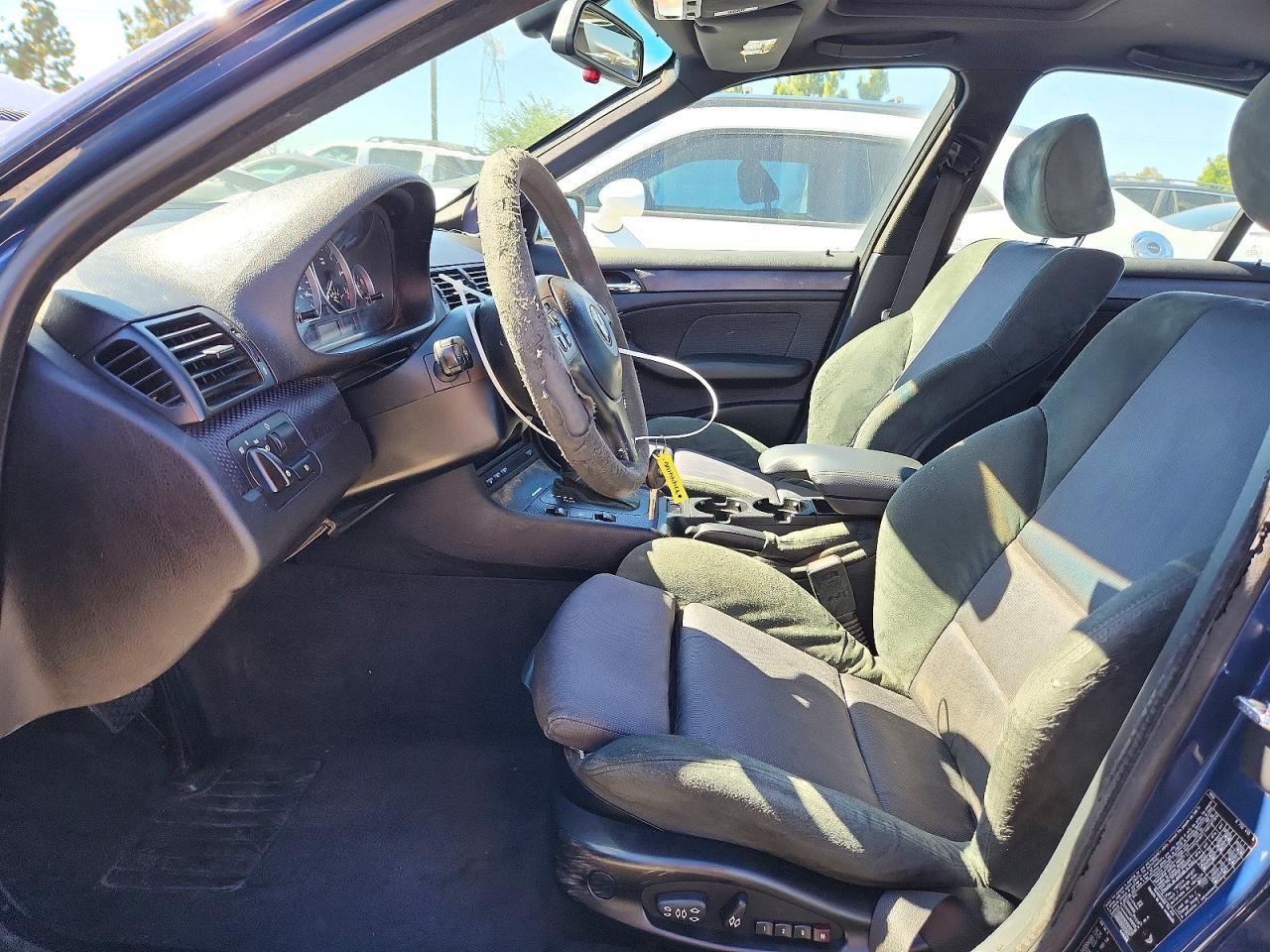 2004 BMW 330 I - Image 7