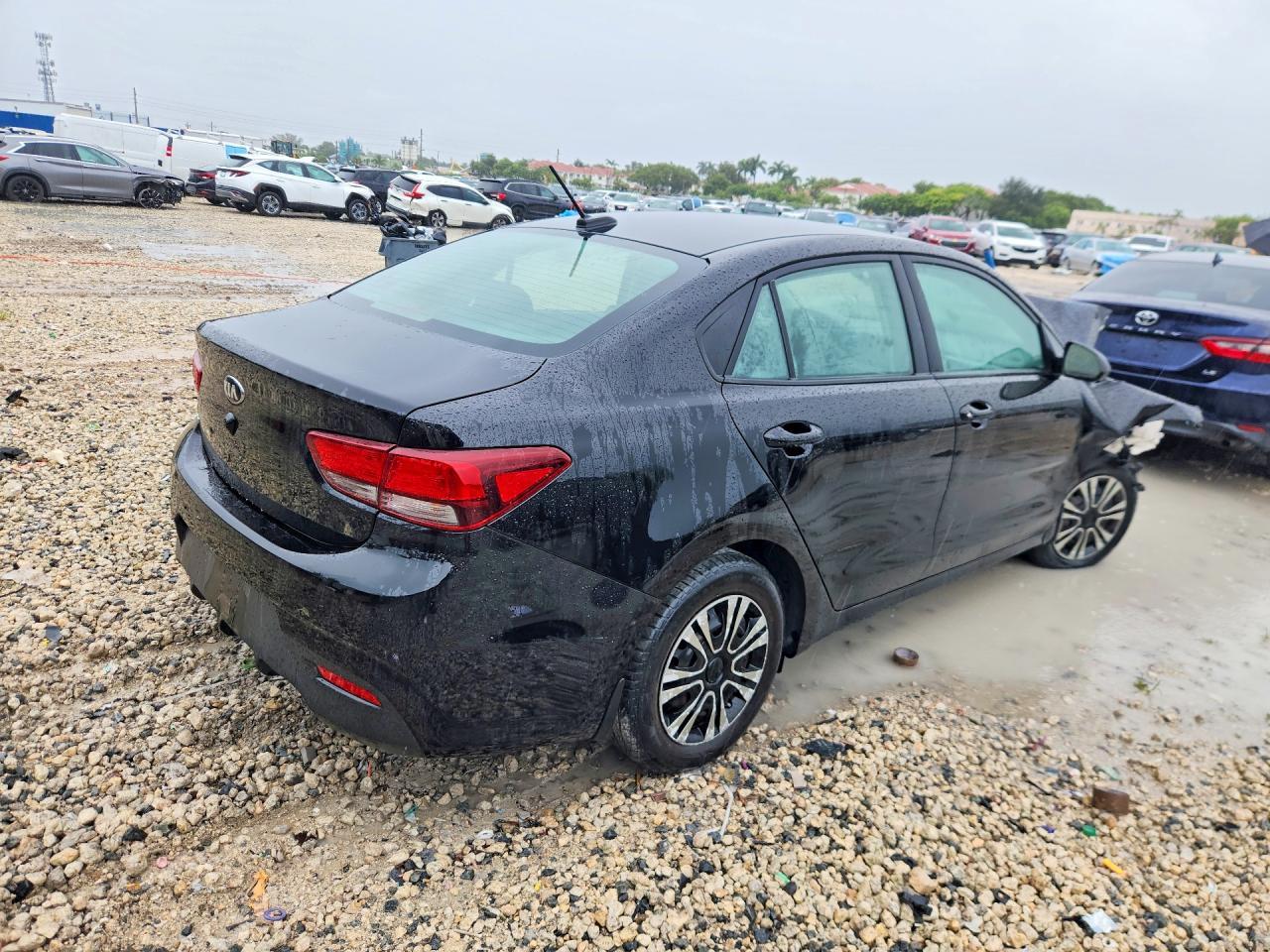 2020 Kia Rio Lx - Image 3