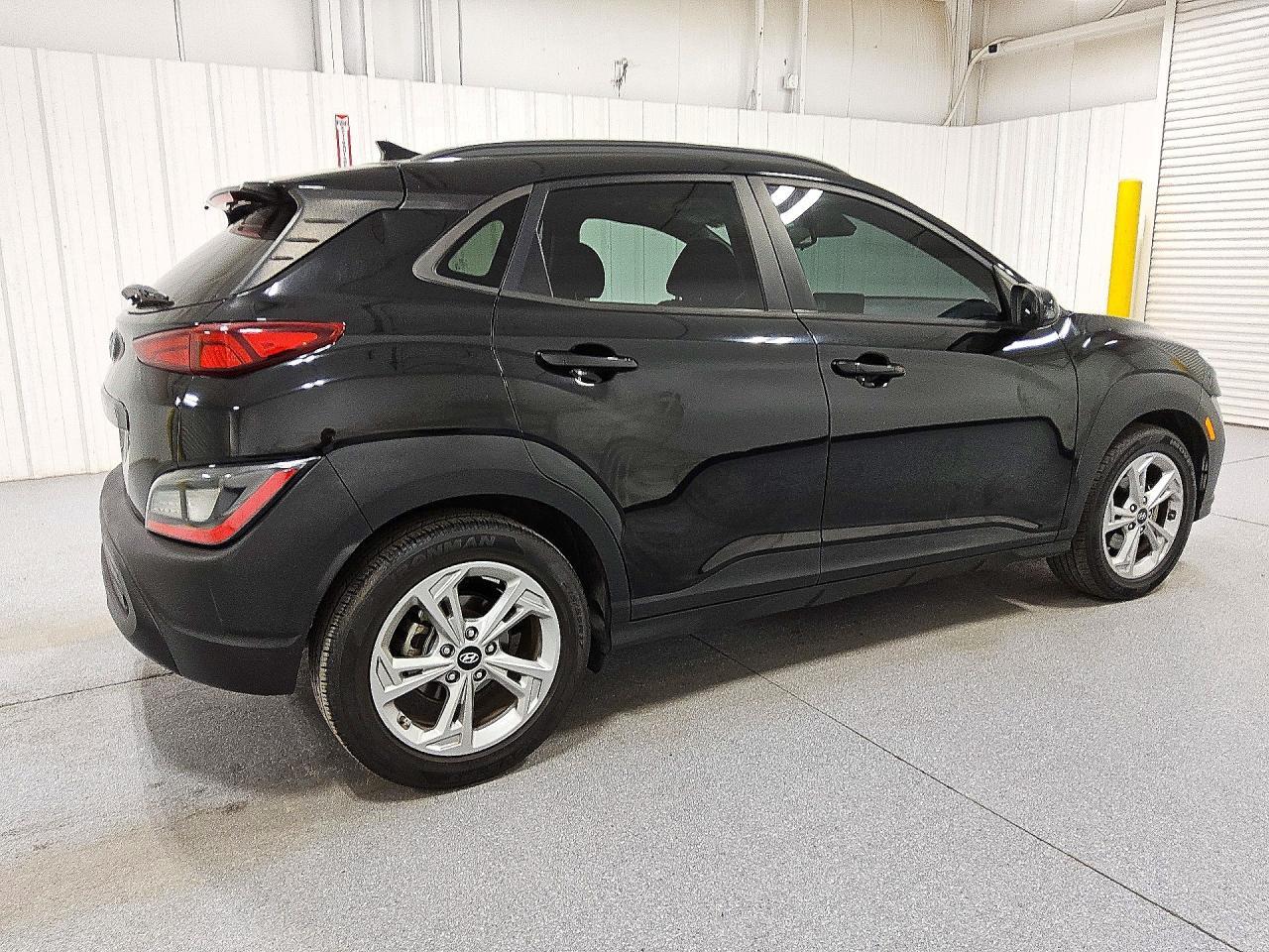 2023 Hyundai Kona Sel - Image 3
