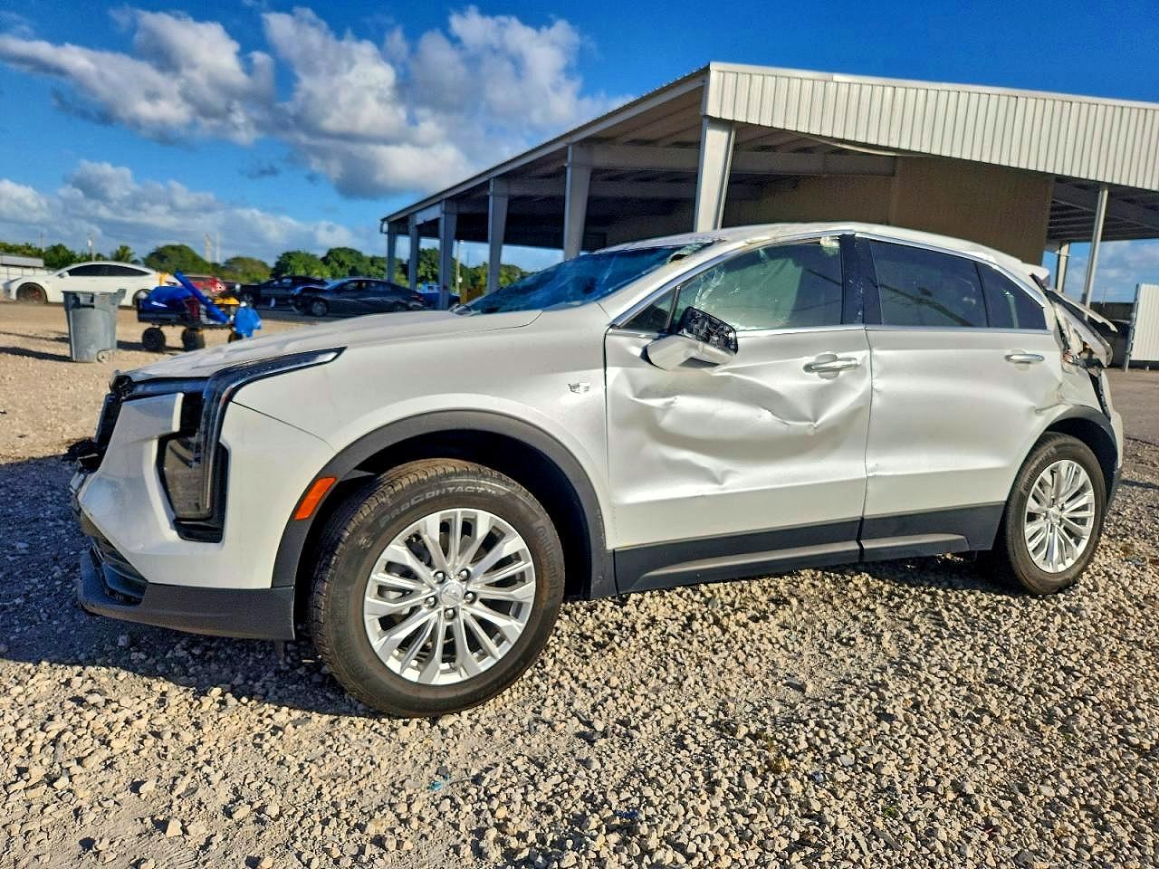 2024 Cadillac Xt4 Luxury