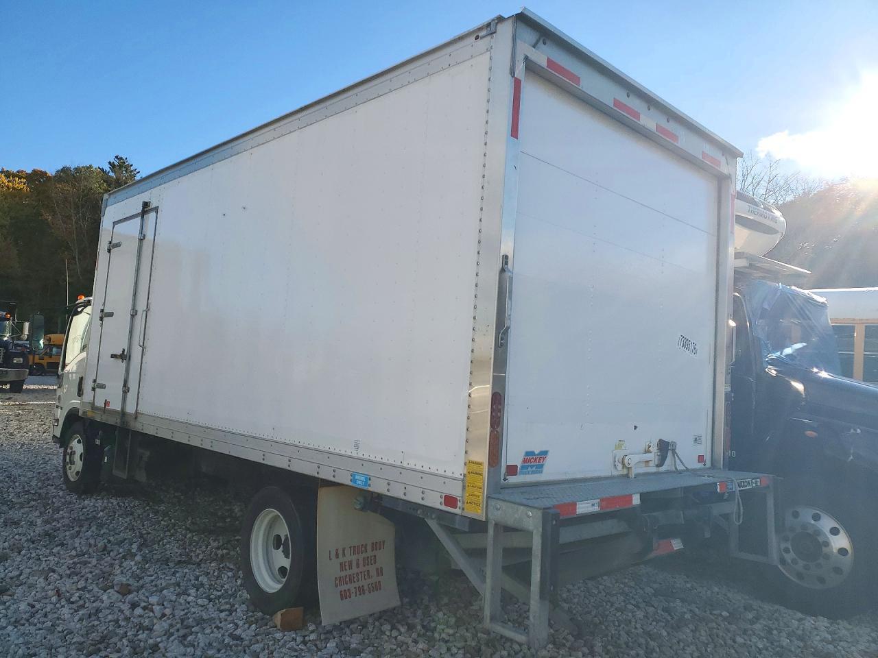 2023 Isuzu Nrr - Box Truck - Фото 2
