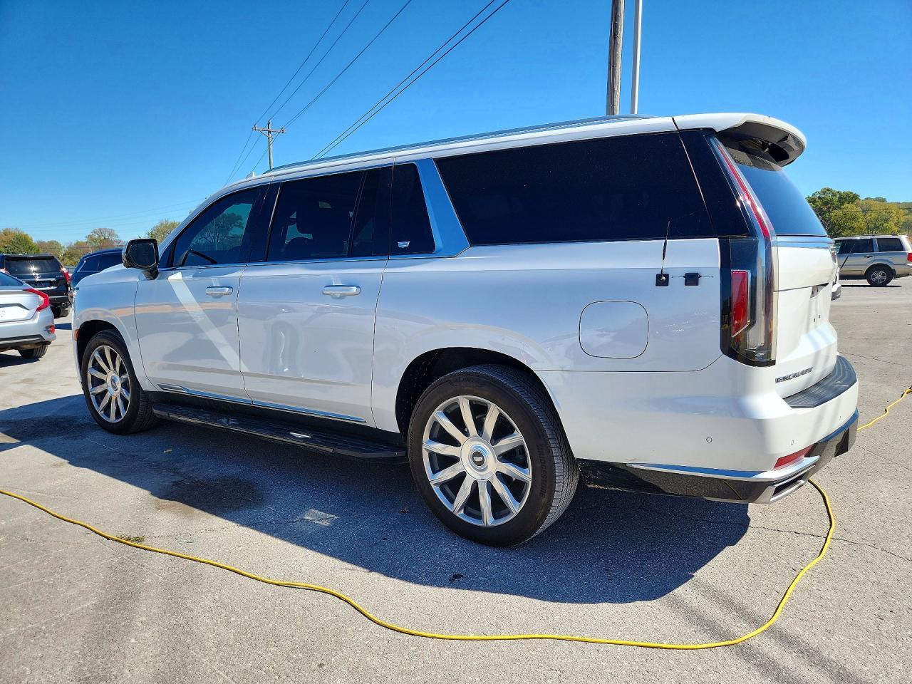 2021 Cadillac Escalade Esv Premium Luxury Platinum - Image 2