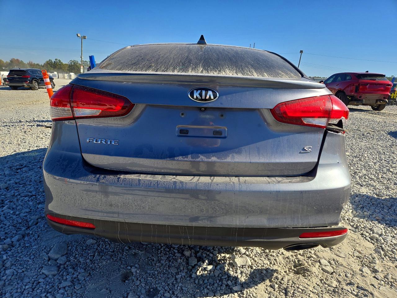 2018 Kia Forte S - Image 6