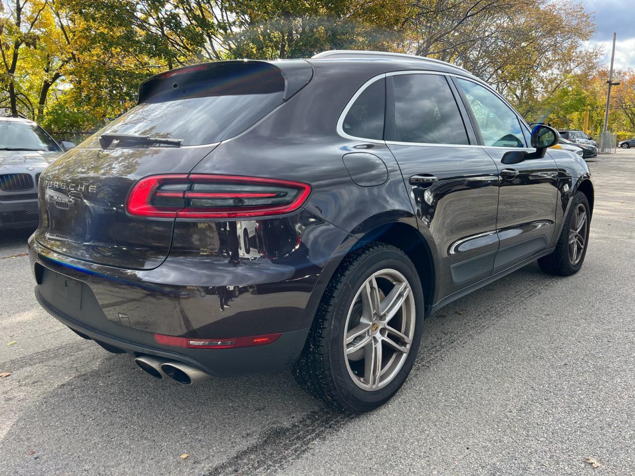 2015 Porsche Macan S - Image 4