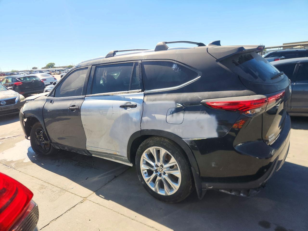 2023 Toyota Highlander Limited - Фото 2