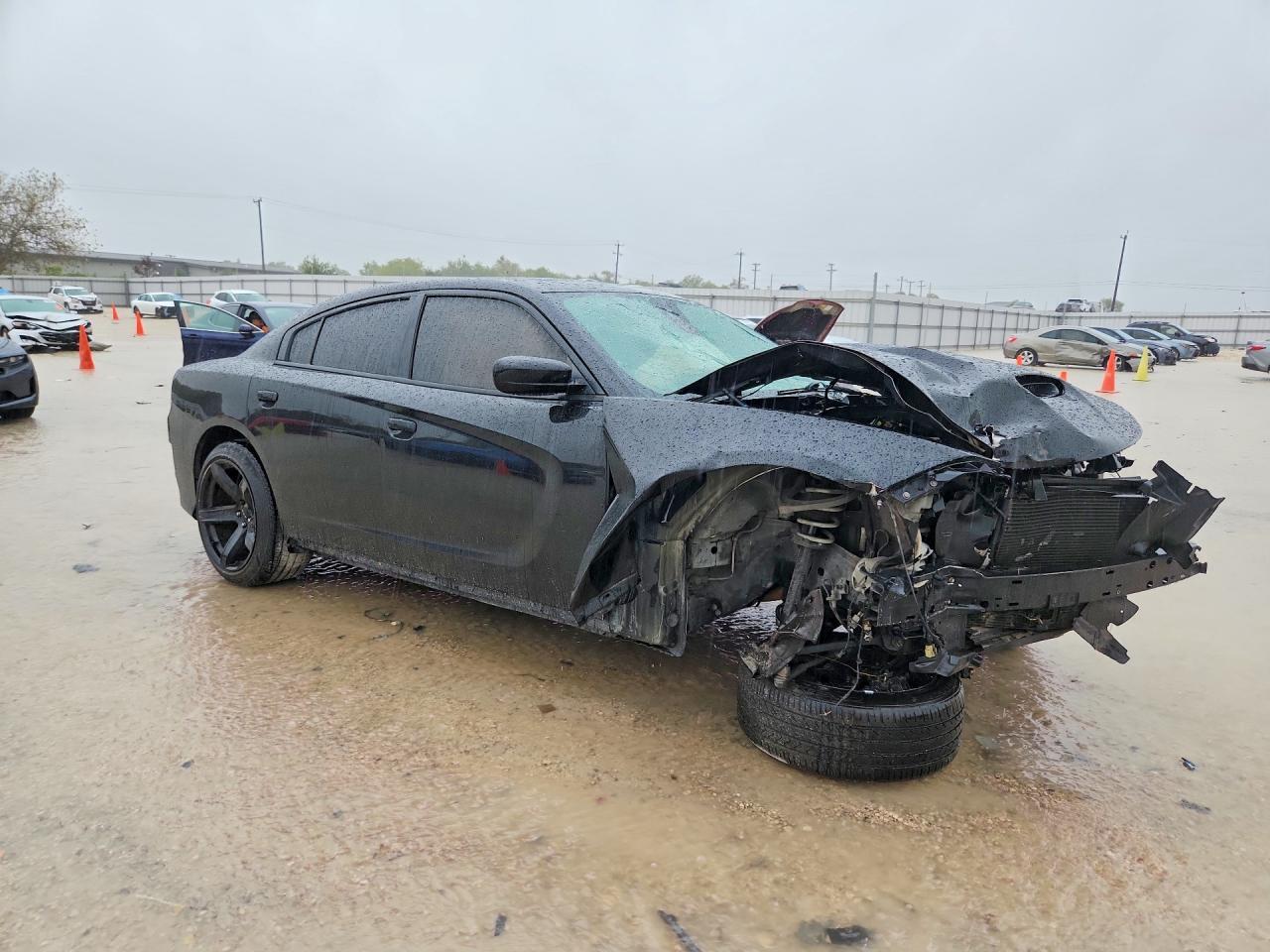 2015 Dodge Charger R/T - Image 4