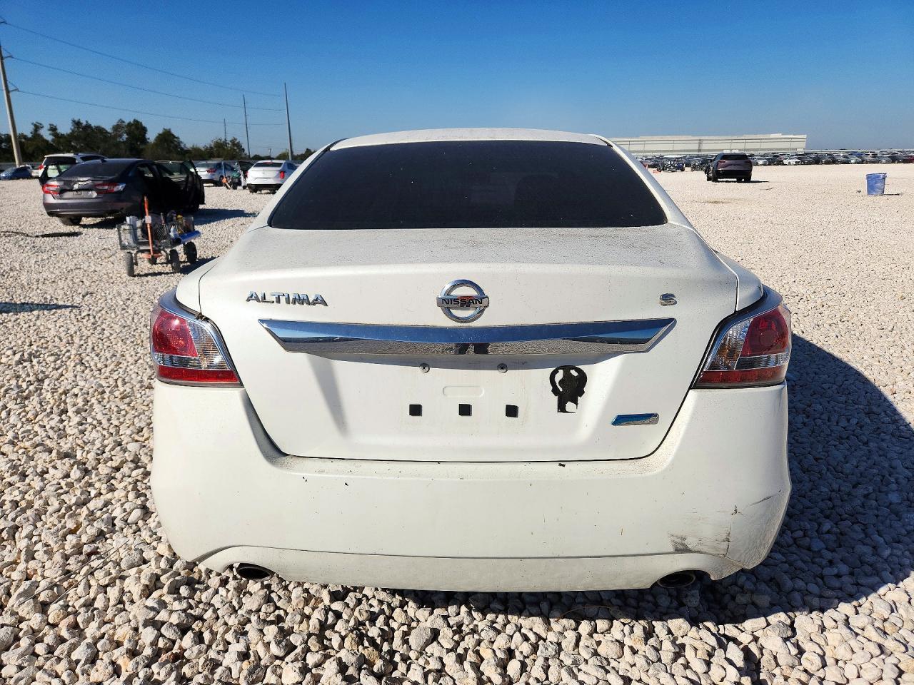 2014 Nissan Altima 2.5 S - Фото 6
