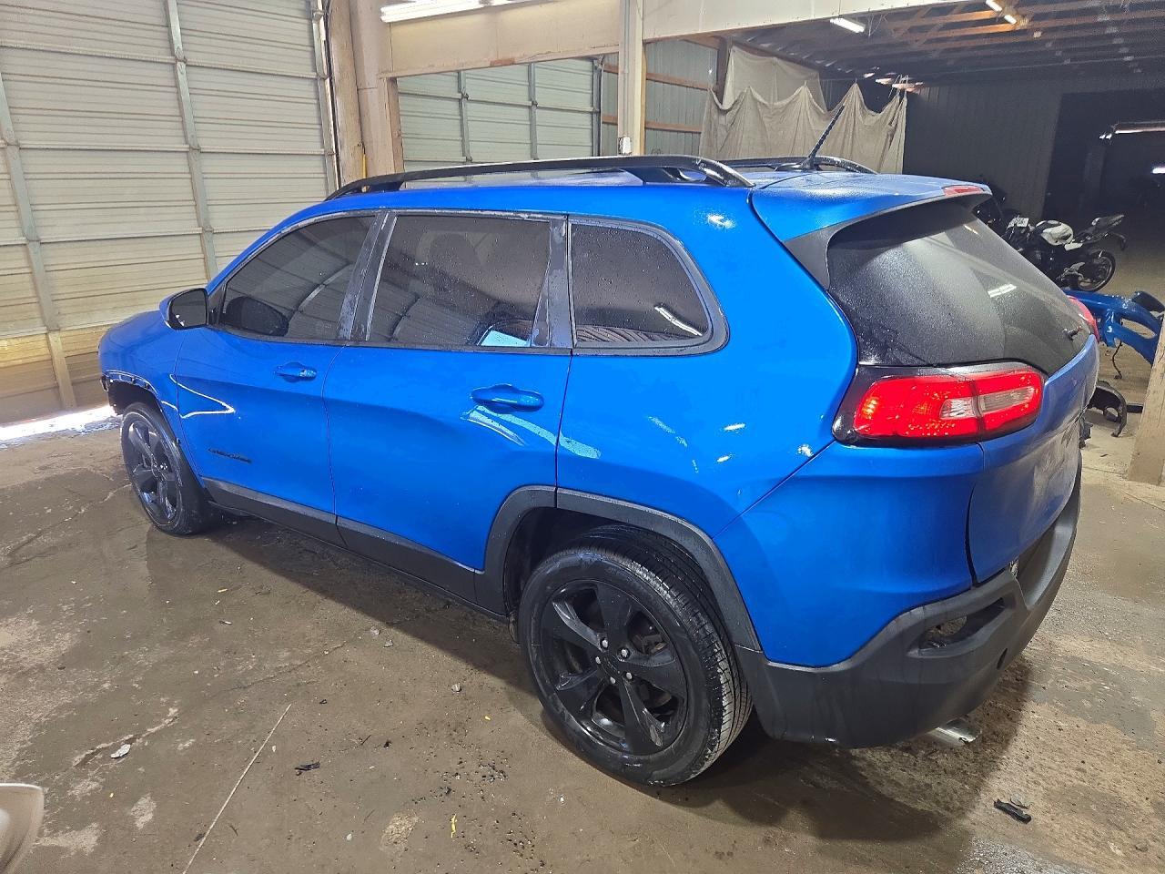 2018 Jeep Cherokee Latitude - Image 2