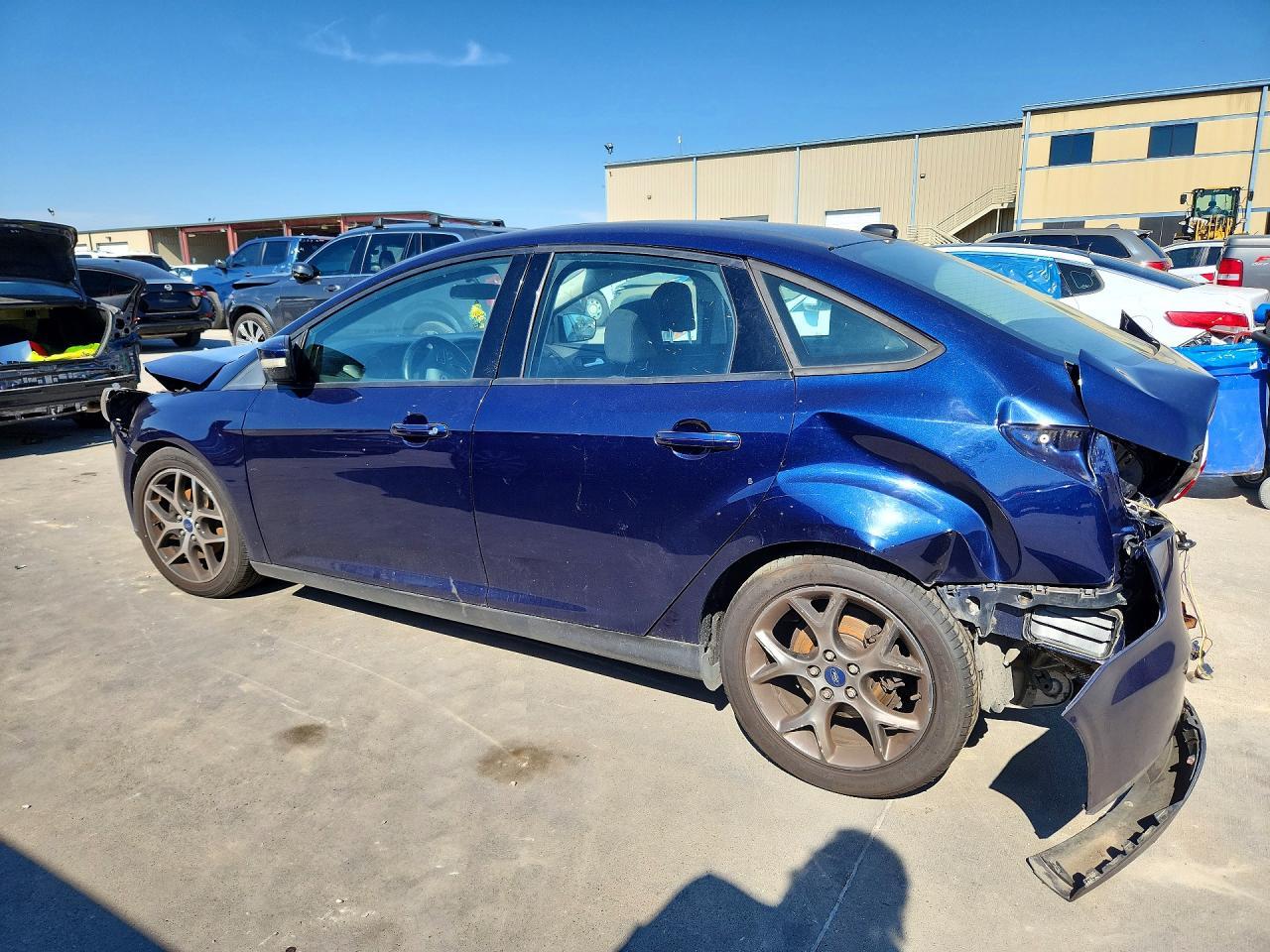 2017 Ford Focus Sel - Image 2