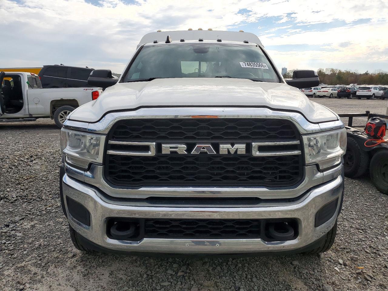 2021 Ram 5500 - Truck Cab And Chassis - Фото 5