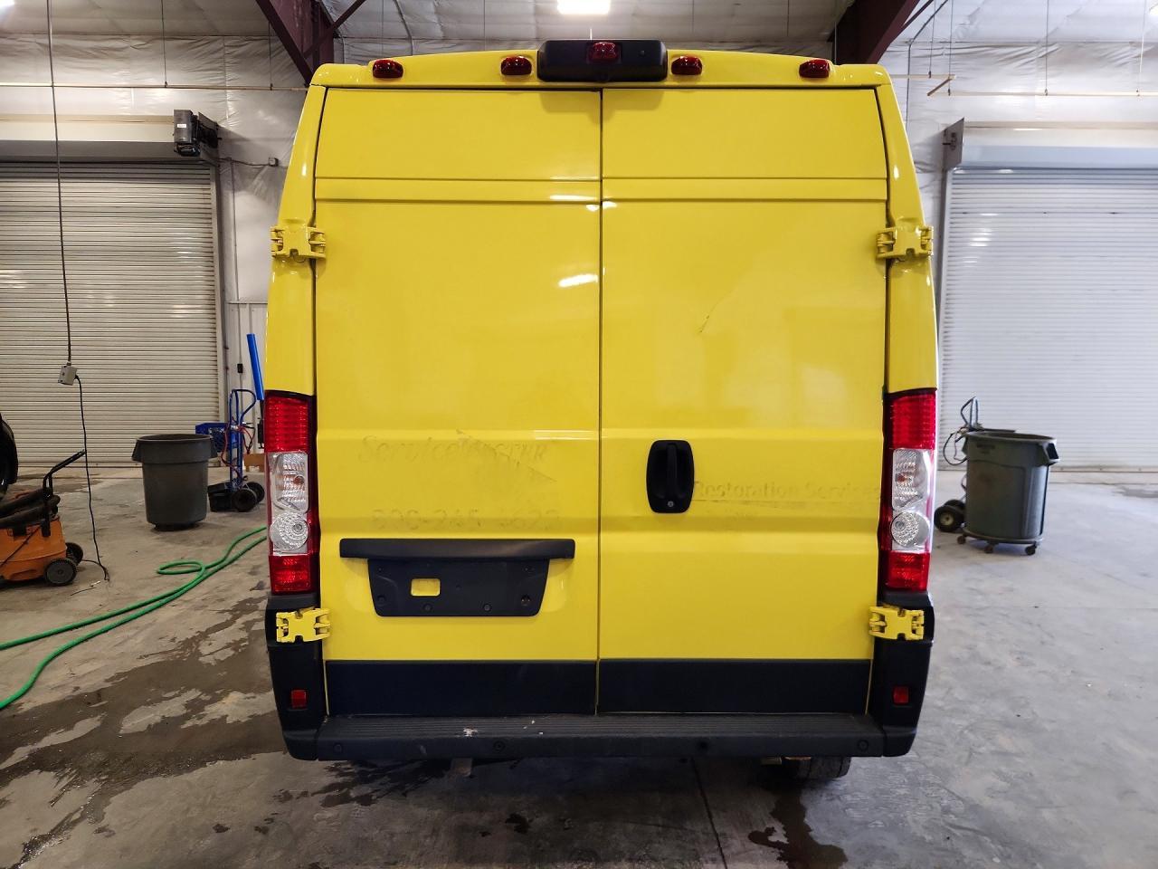 2021 Ram Promaster 2500 Delivery Van - Фото 6