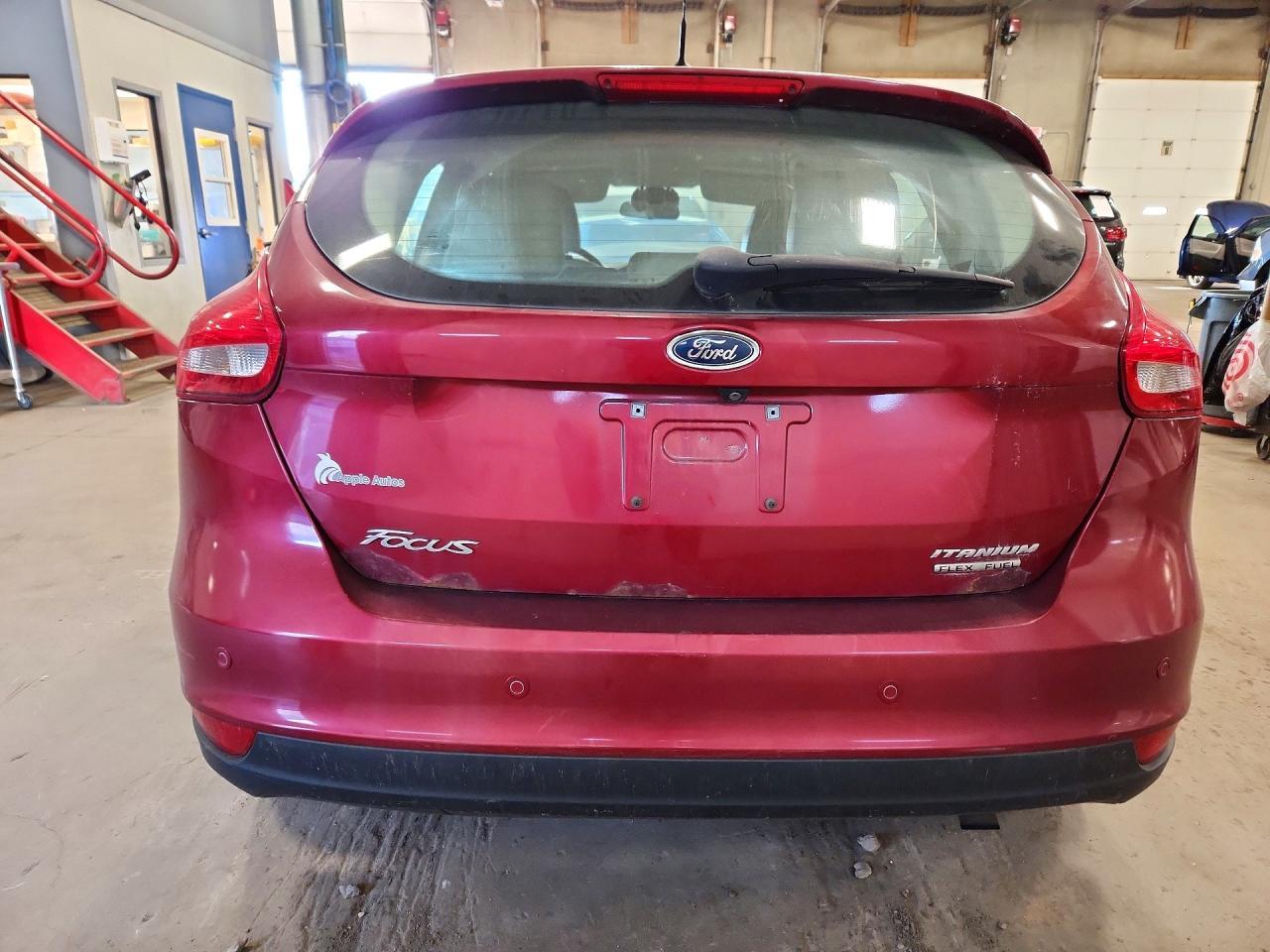 2015 Ford Focus Titanium - Фото 6