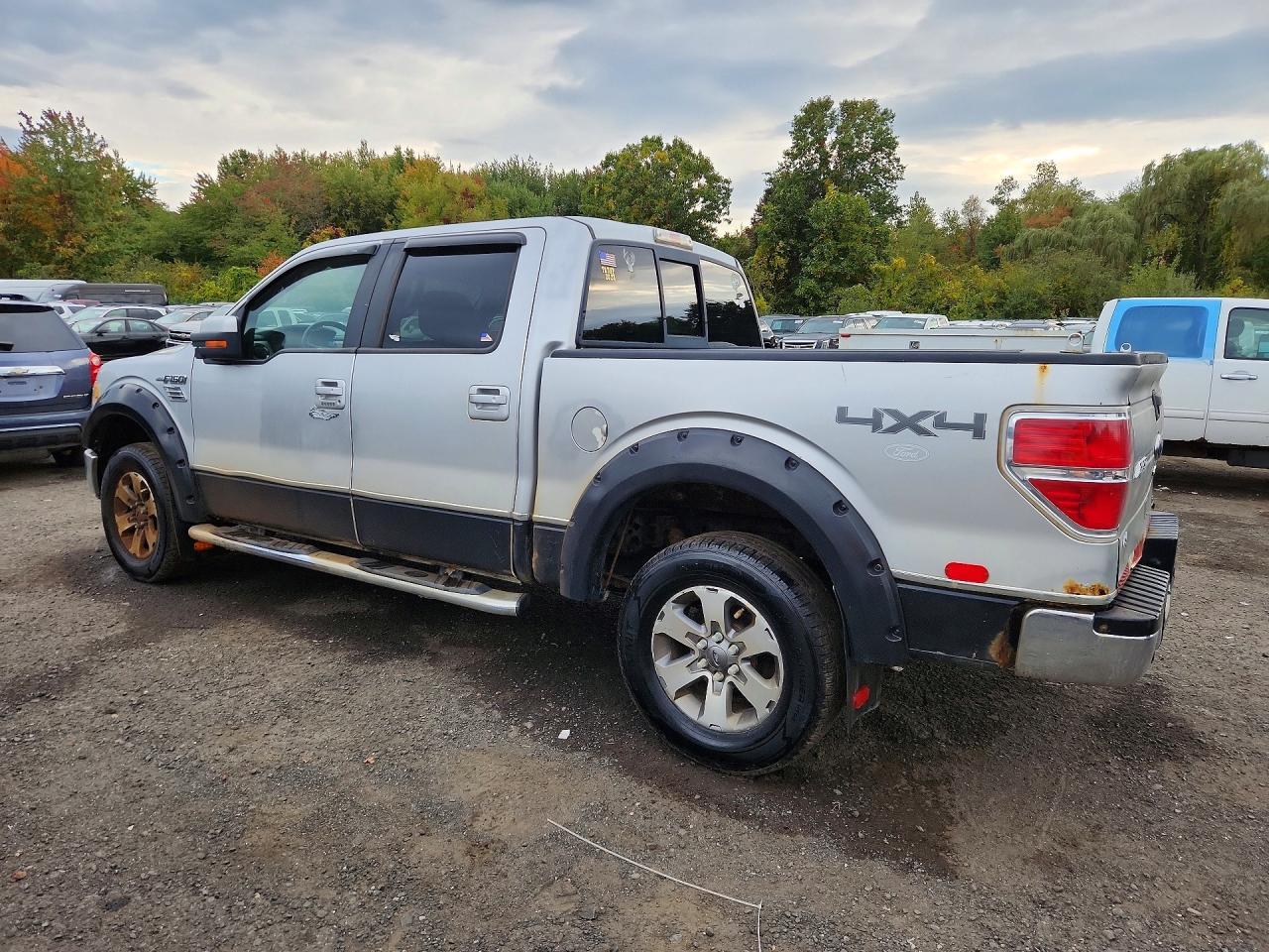 2010 Ford F150 Supercrew - Image 2