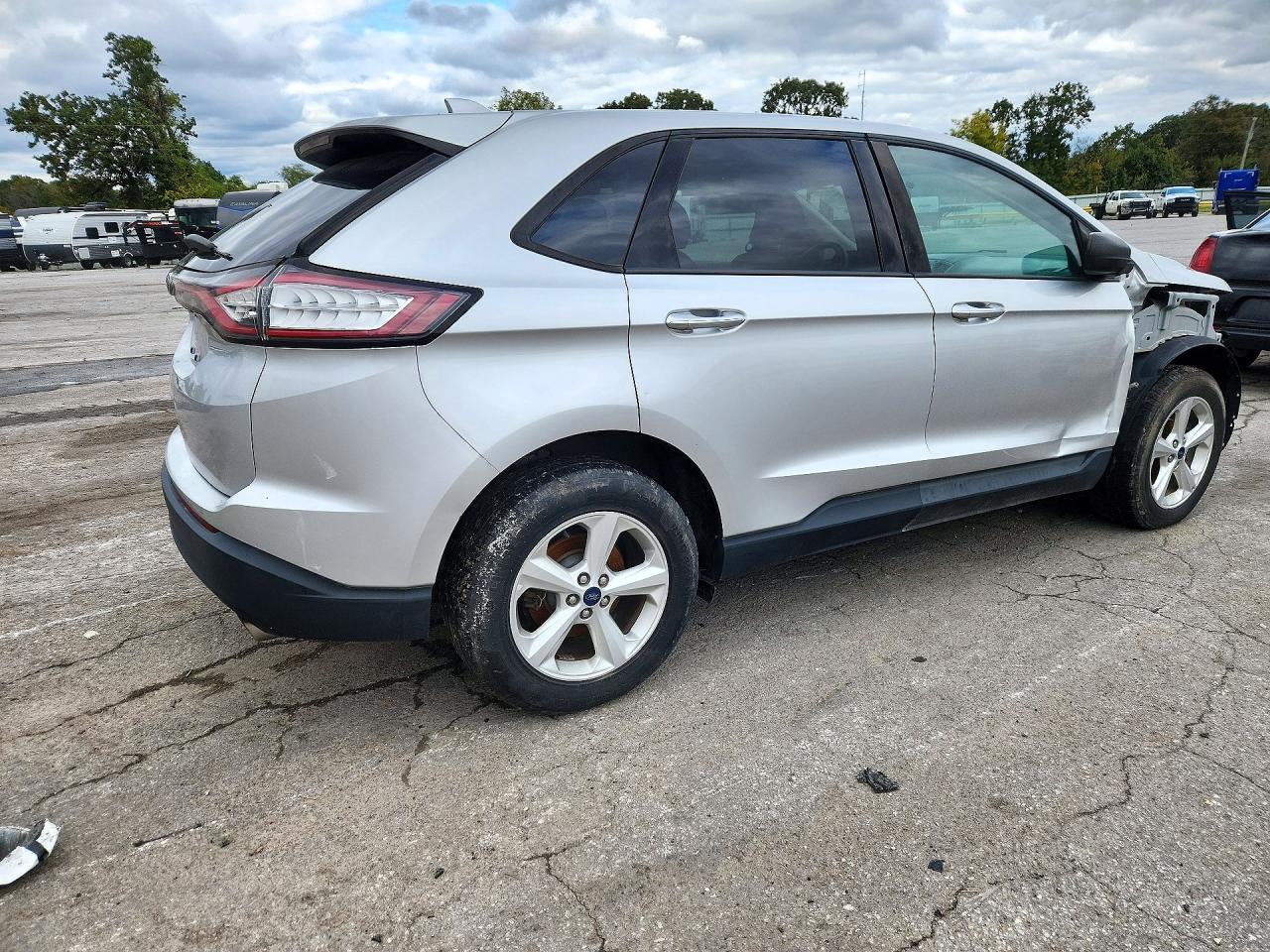 2015 Ford Edge Se - Фото 3
