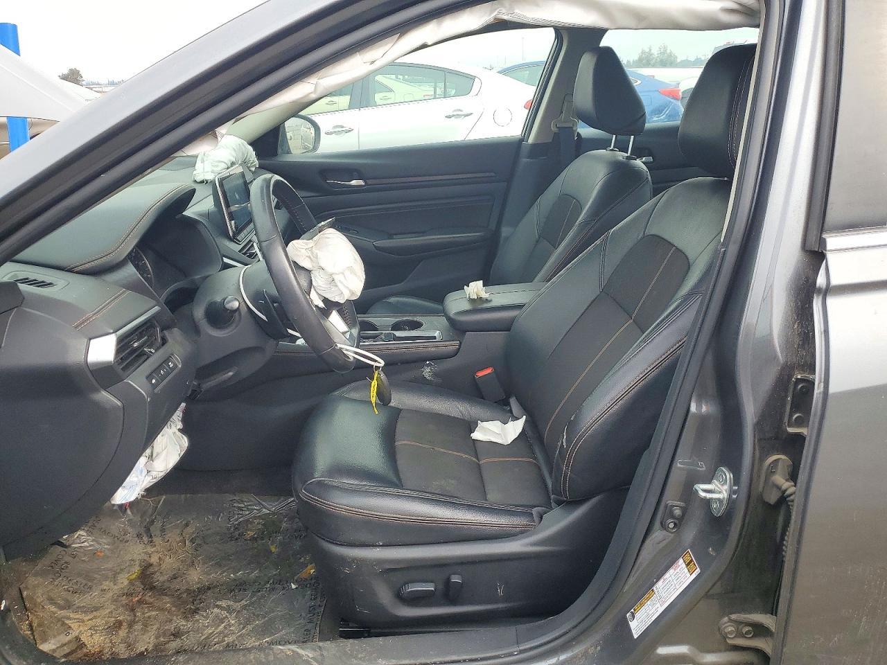 2022 Nissan Altima Sr - Image 7