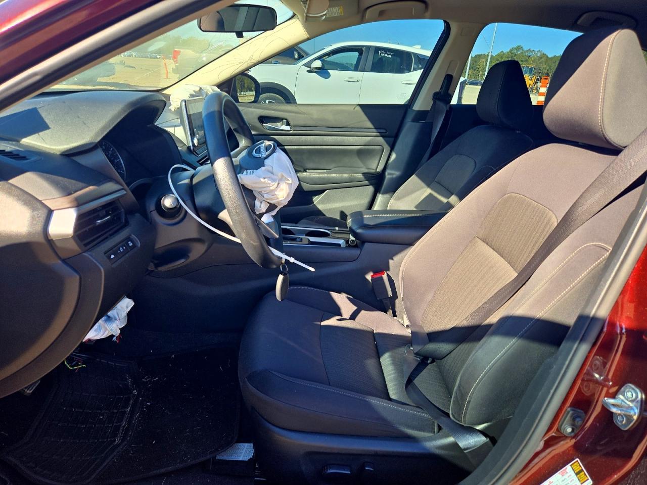 2024 Nissan Altima Sv - Image 7
