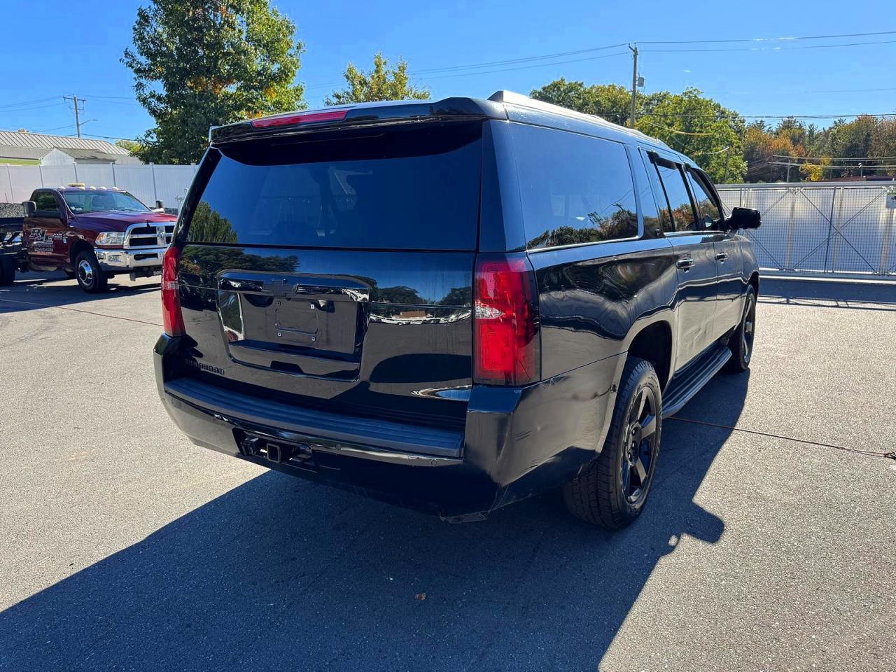 2017 Chevrolet Suburban K1500 Lt - Фото 3