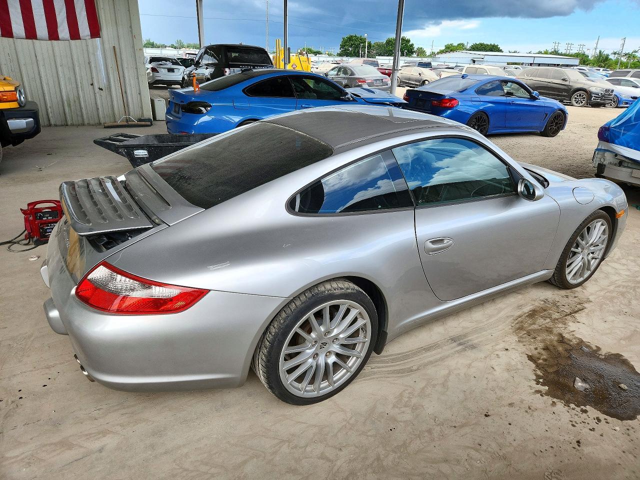 2005 Porsche 911 New Generation Carrera - Фото 3