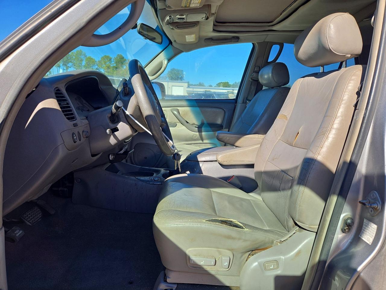 2004 Toyota Sequoia Sr5 - Фото 7