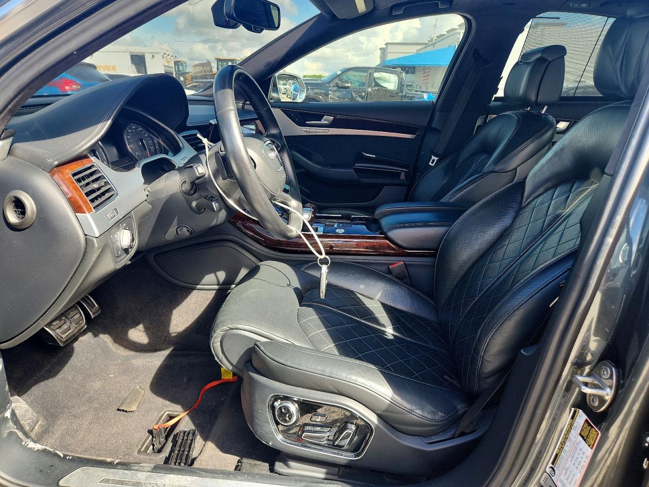 2013 Audi S8 Quattro - Image 7