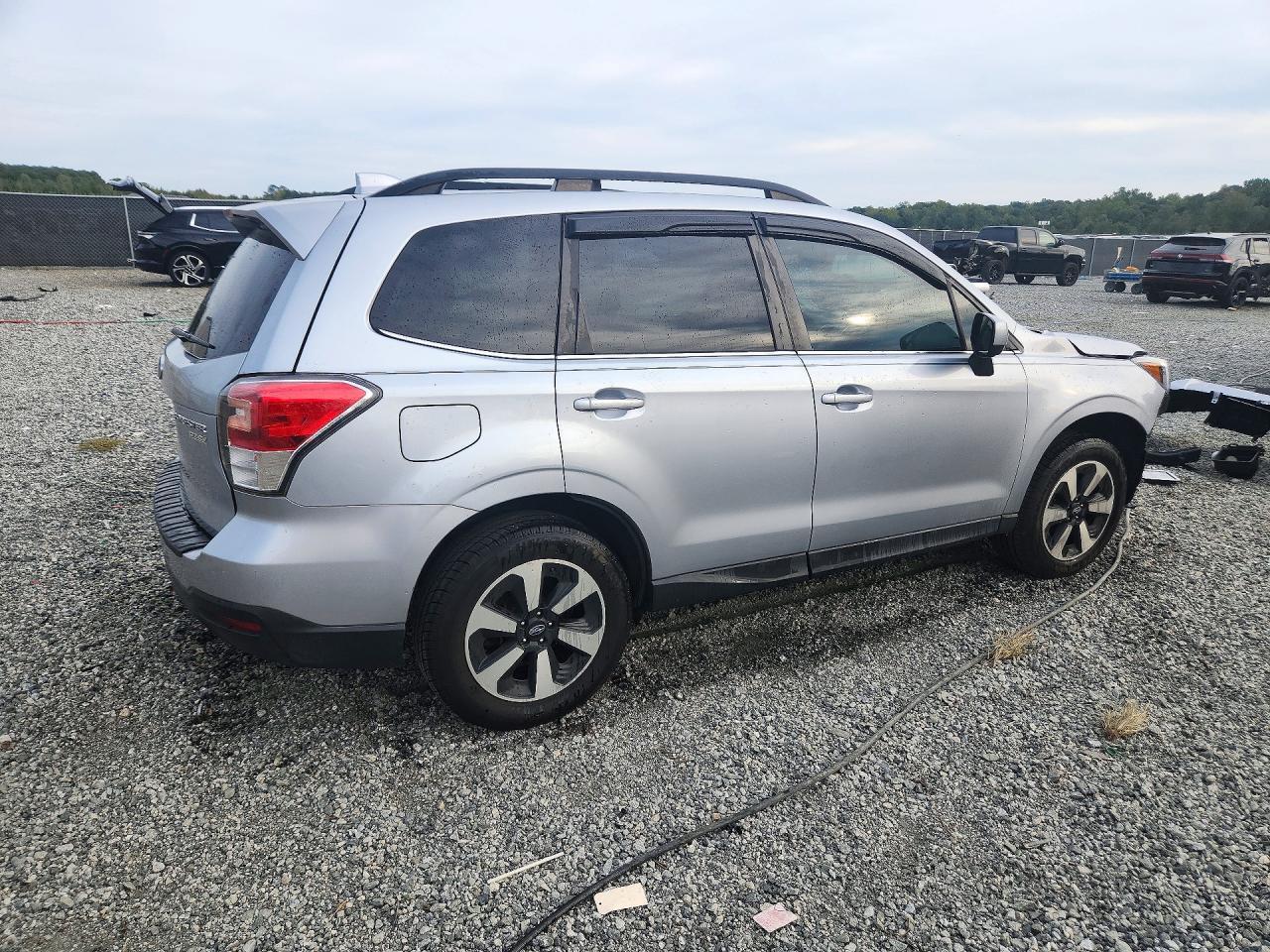 2017 Subaru Forester 2.5I Limited - Image 3