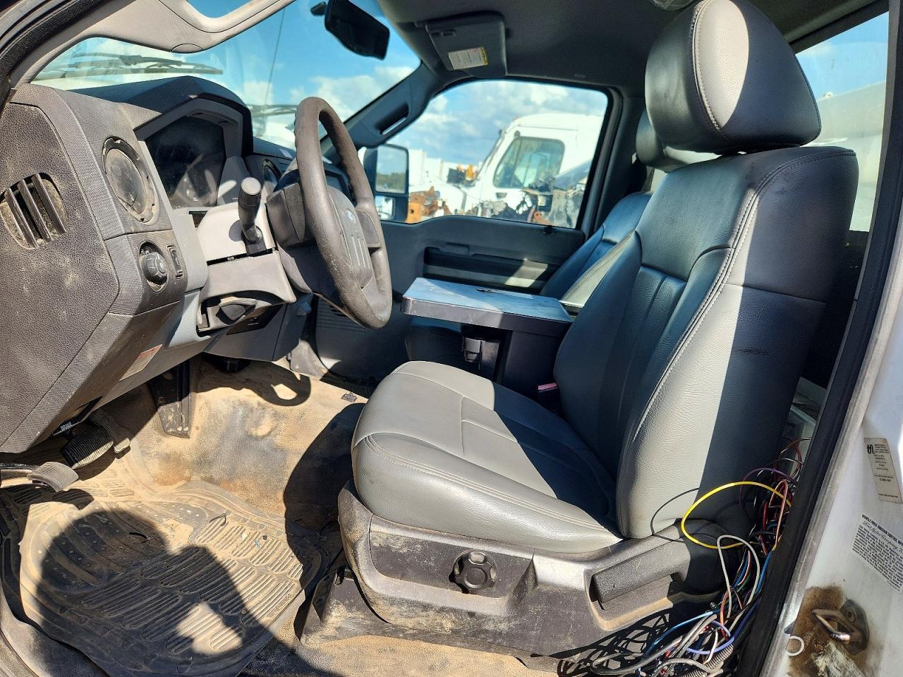 2012 Ford F450 Super Duty - Фото 7