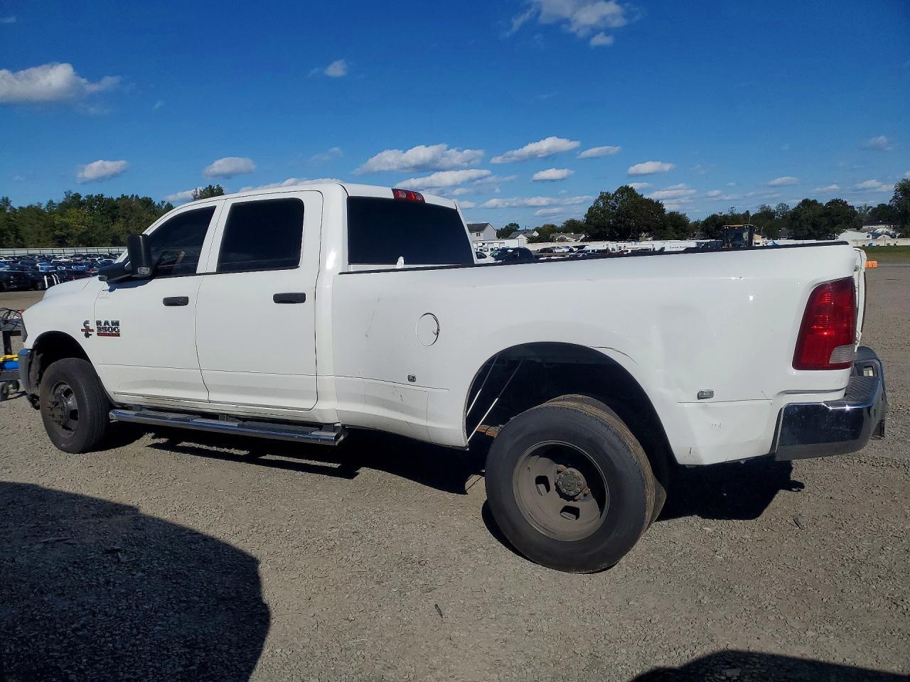2016 Ram 3500 St - Фото 2