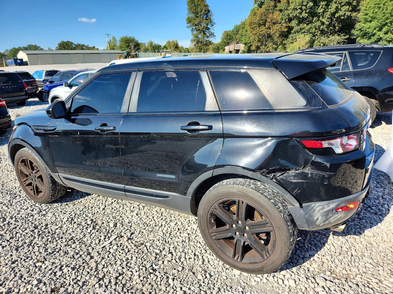 2015 Land Rover Range Rover Evoque Pure Plus - Image 2