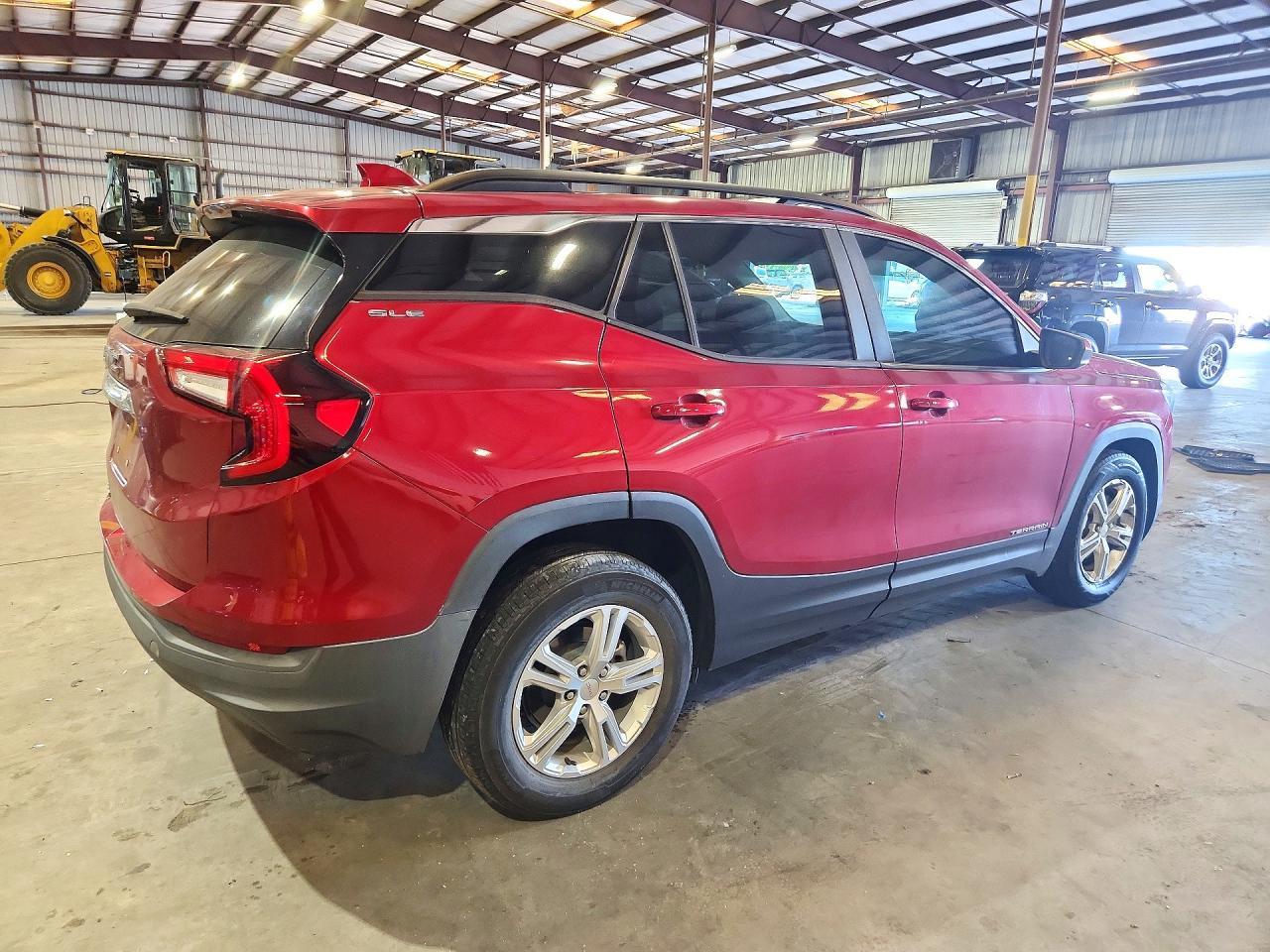 2022 GMC Terrain Sle - Image 3