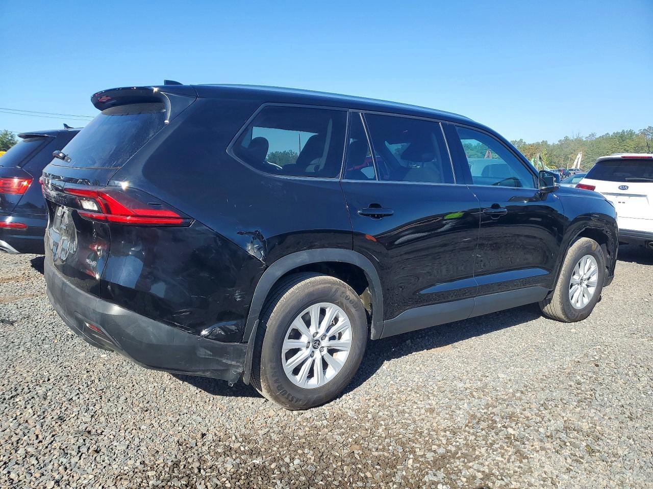 2026 Toyota Grand Highlander Xle - Image 3
