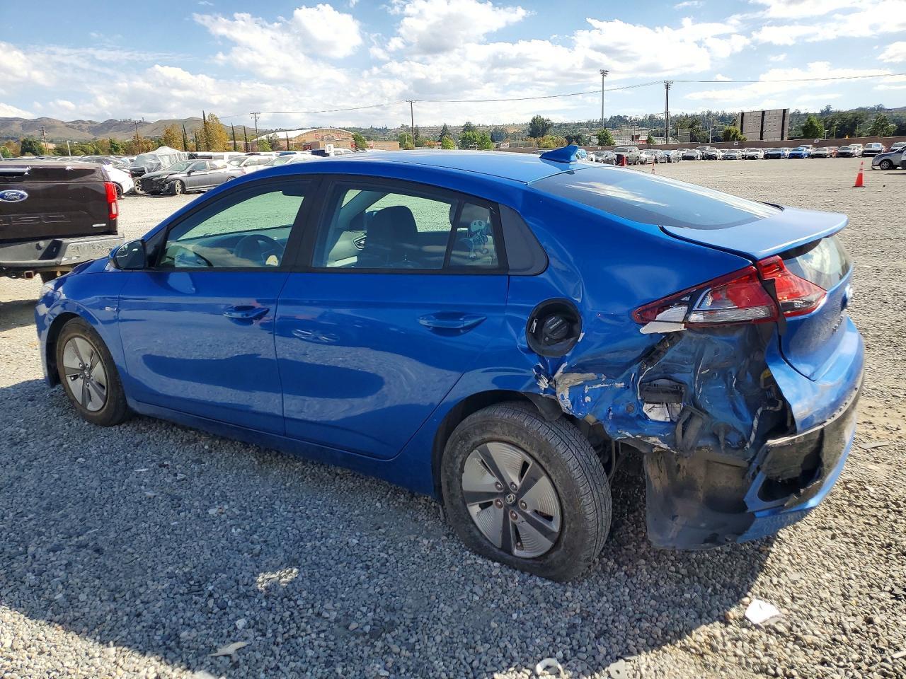 2018 Hyundai Ioniq Blue - Фото 2