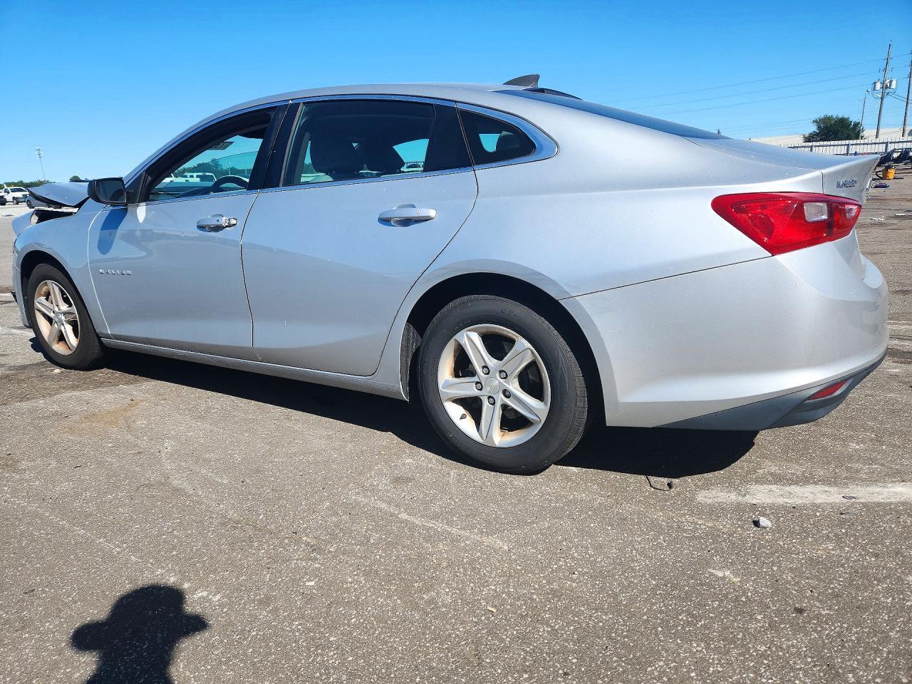 2019 Chevrolet Malibu Ls - Image 2