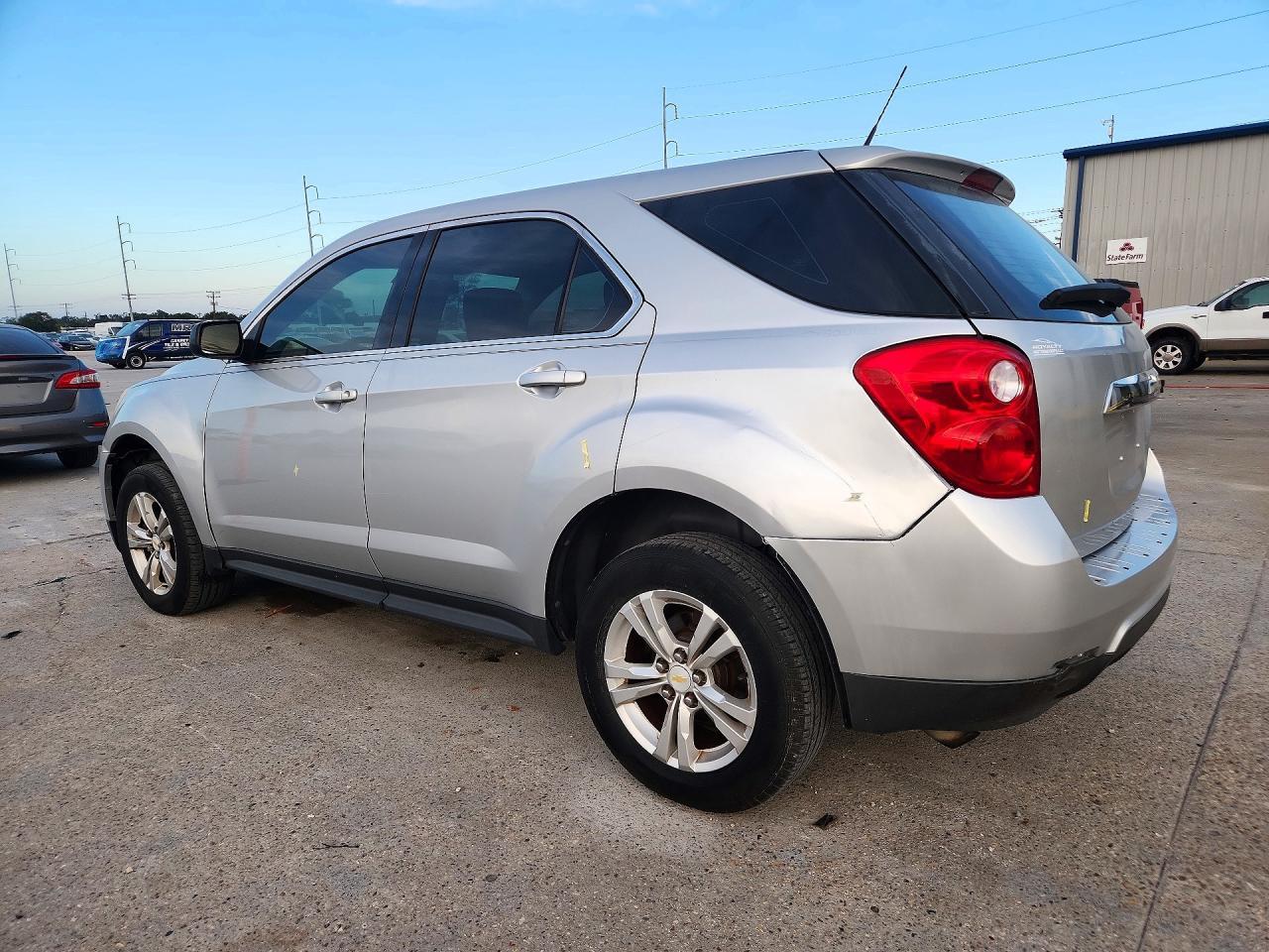 2010 Chevrolet Equinox Ls - Фото 2